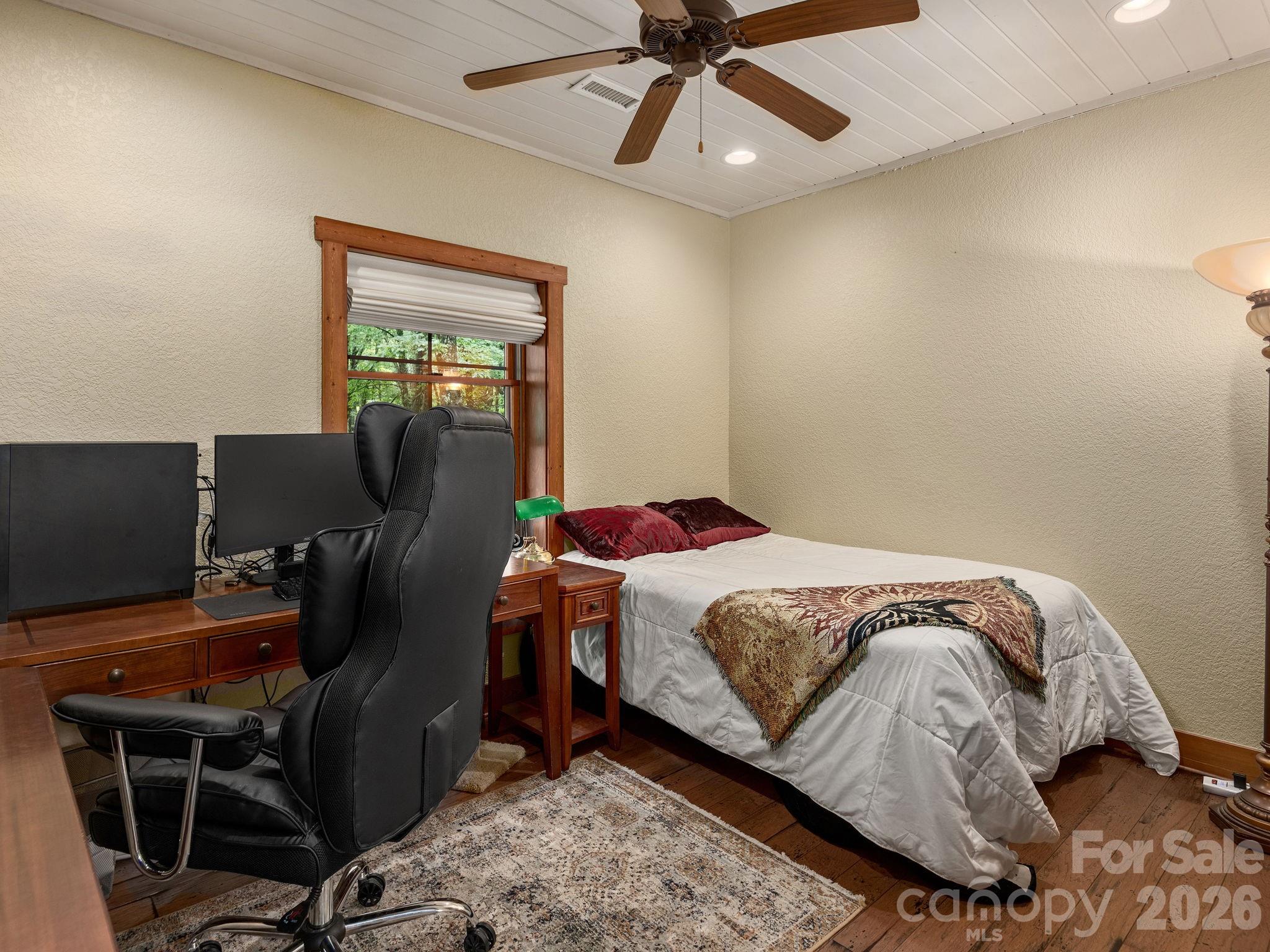 352 Celo Cove Drive 18 Property Photo 28