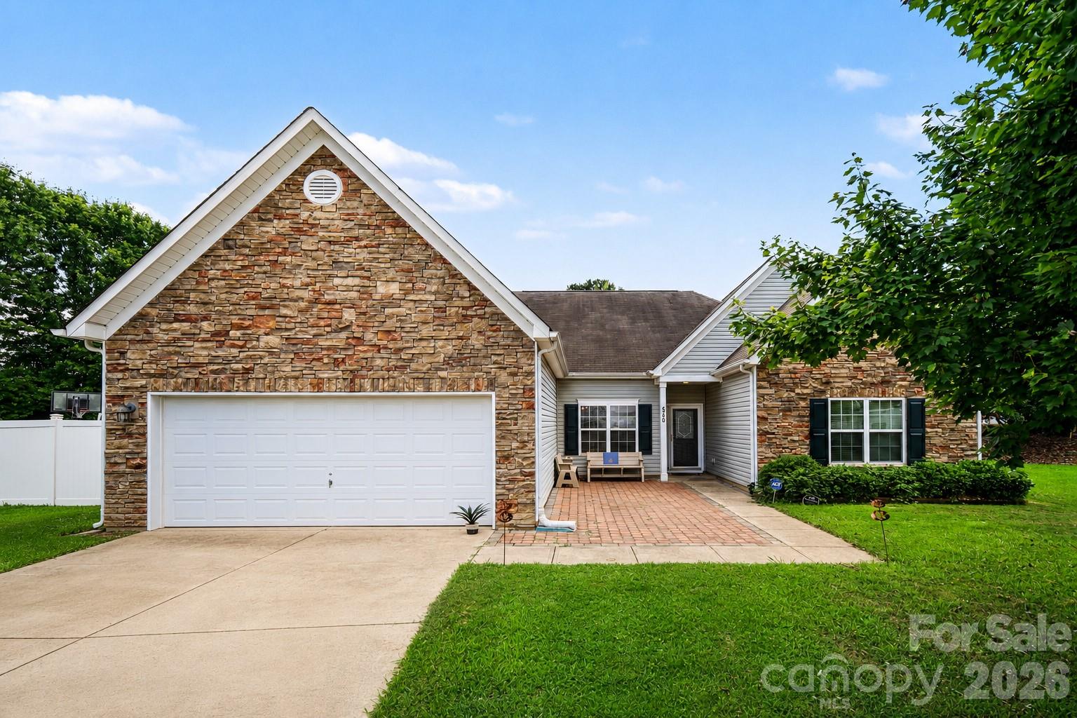 6900 Daisy Bee Court