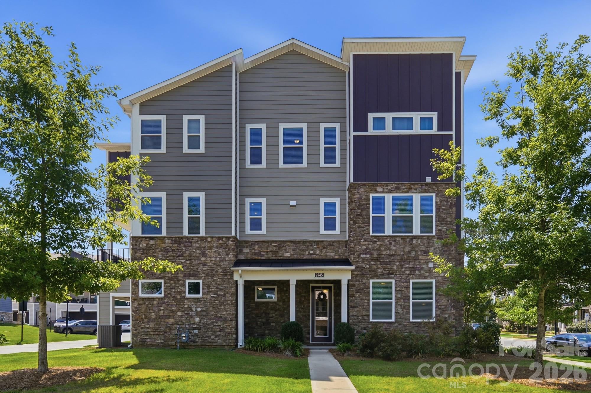 2745 Ensemble Court Property Photo 1