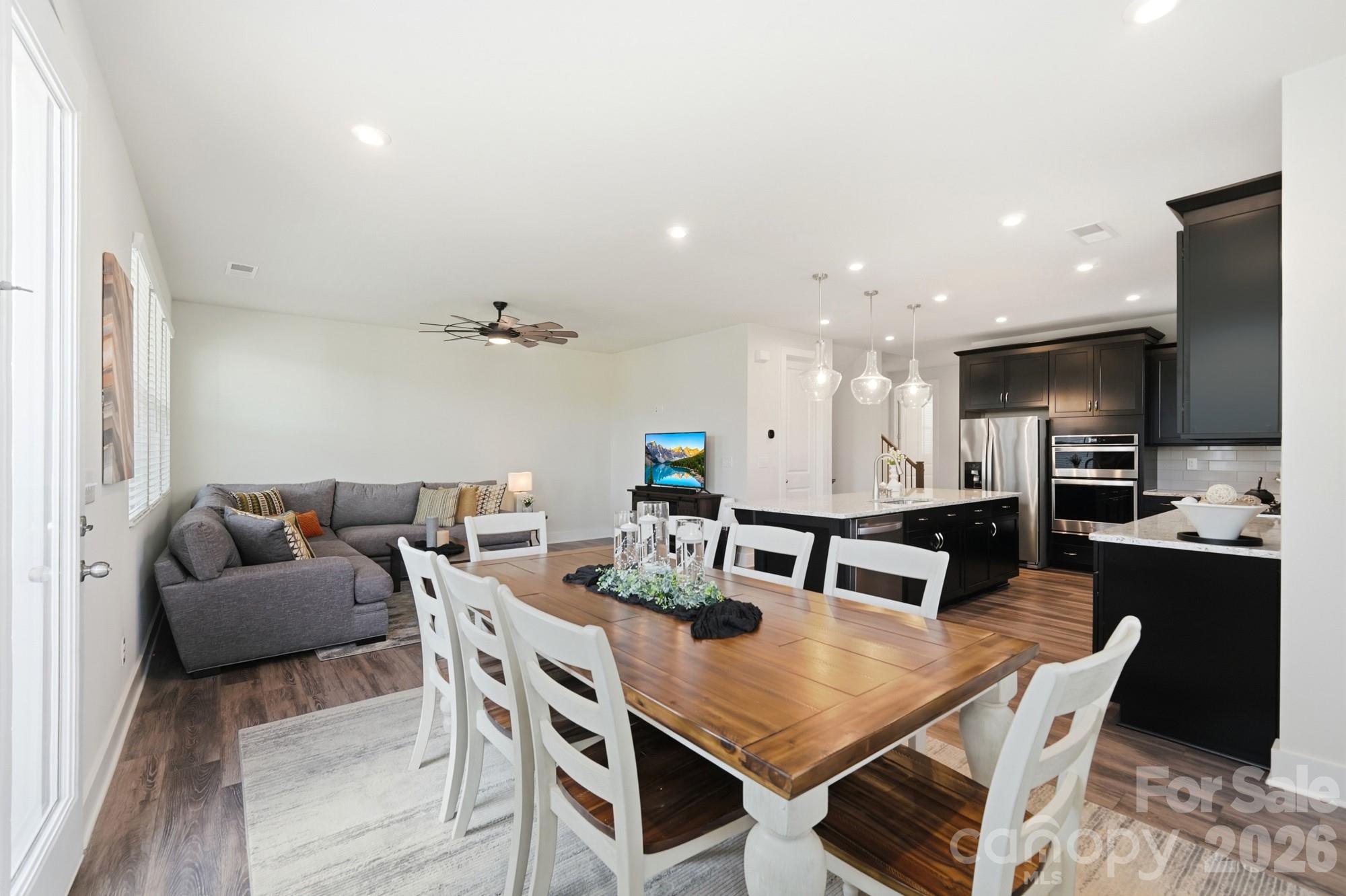 2745 Ensemble Court Property Photo 13
