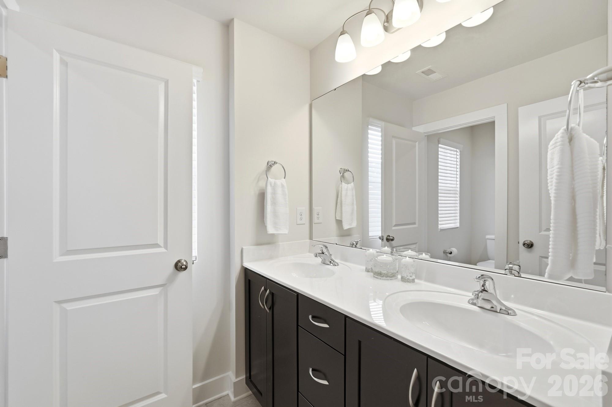 2745 Ensemble Court Property Photo 30
