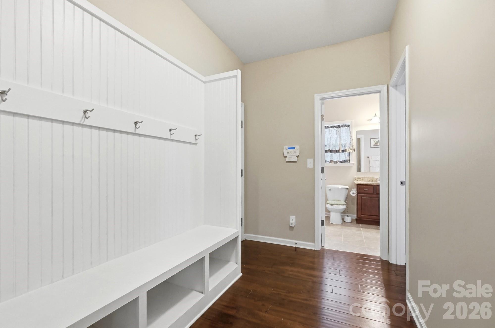 2157 Bluebell Way Property Photo 6