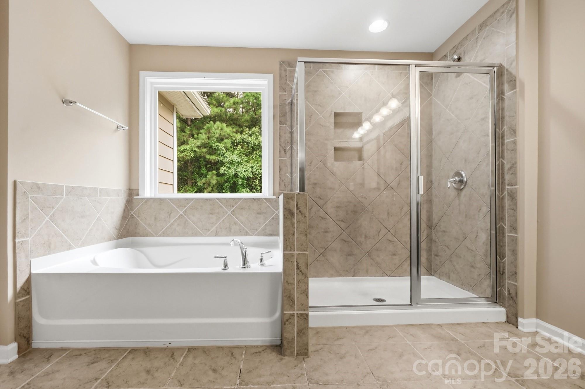 2157 Bluebell Way Property Photo 14