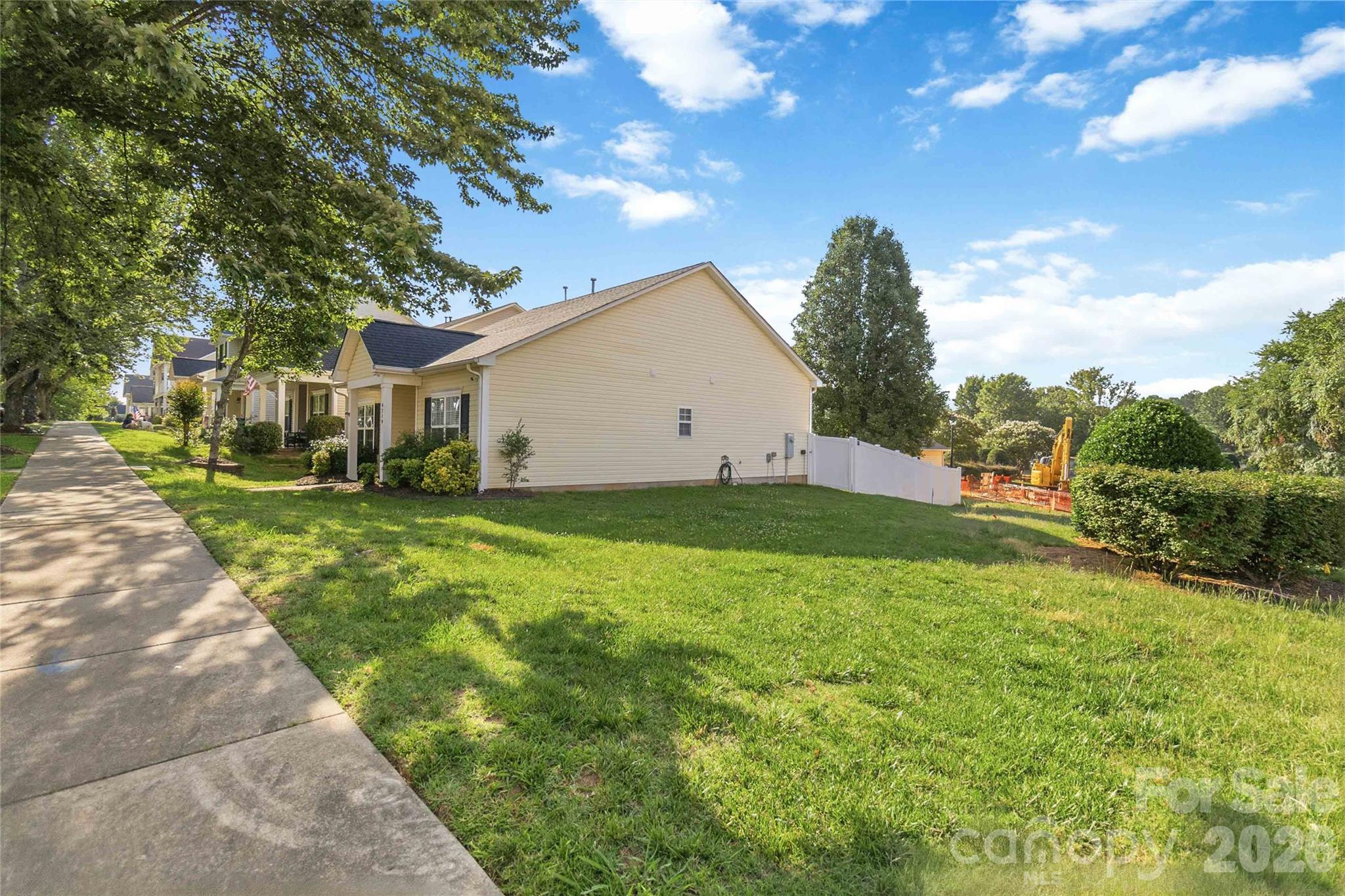 8710 Arrowhead Place Lane Property Photo 3