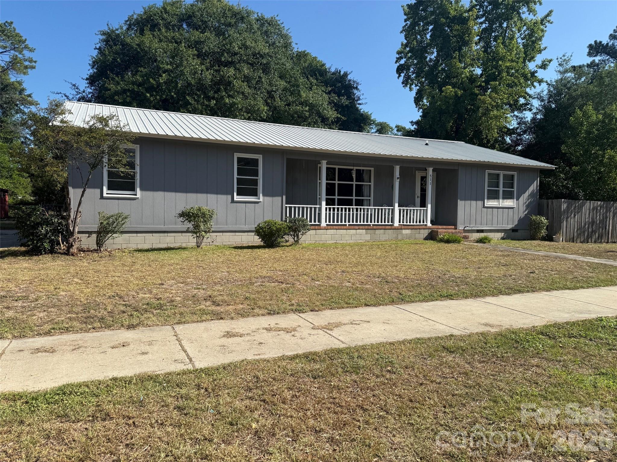511 E Church Street Property Photo 1