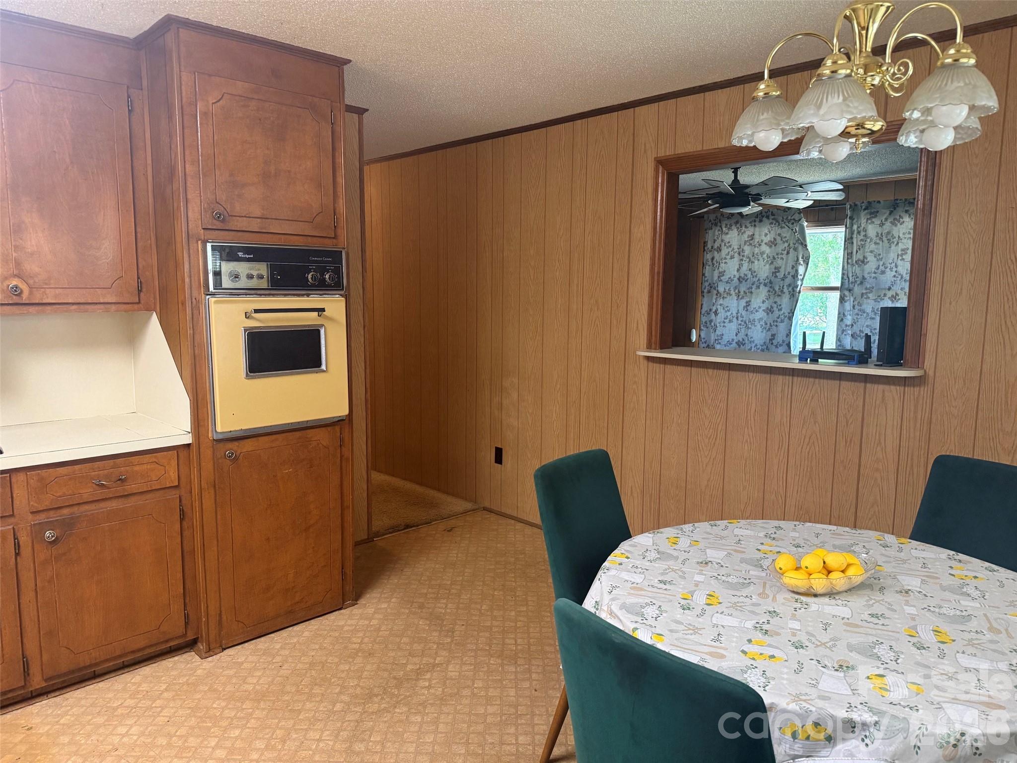 511 E Church Street Property Photo 5