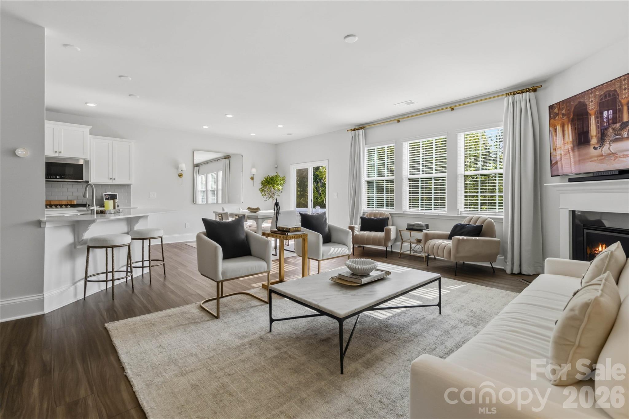 5639 Soft Shell Drive Property Photo 9