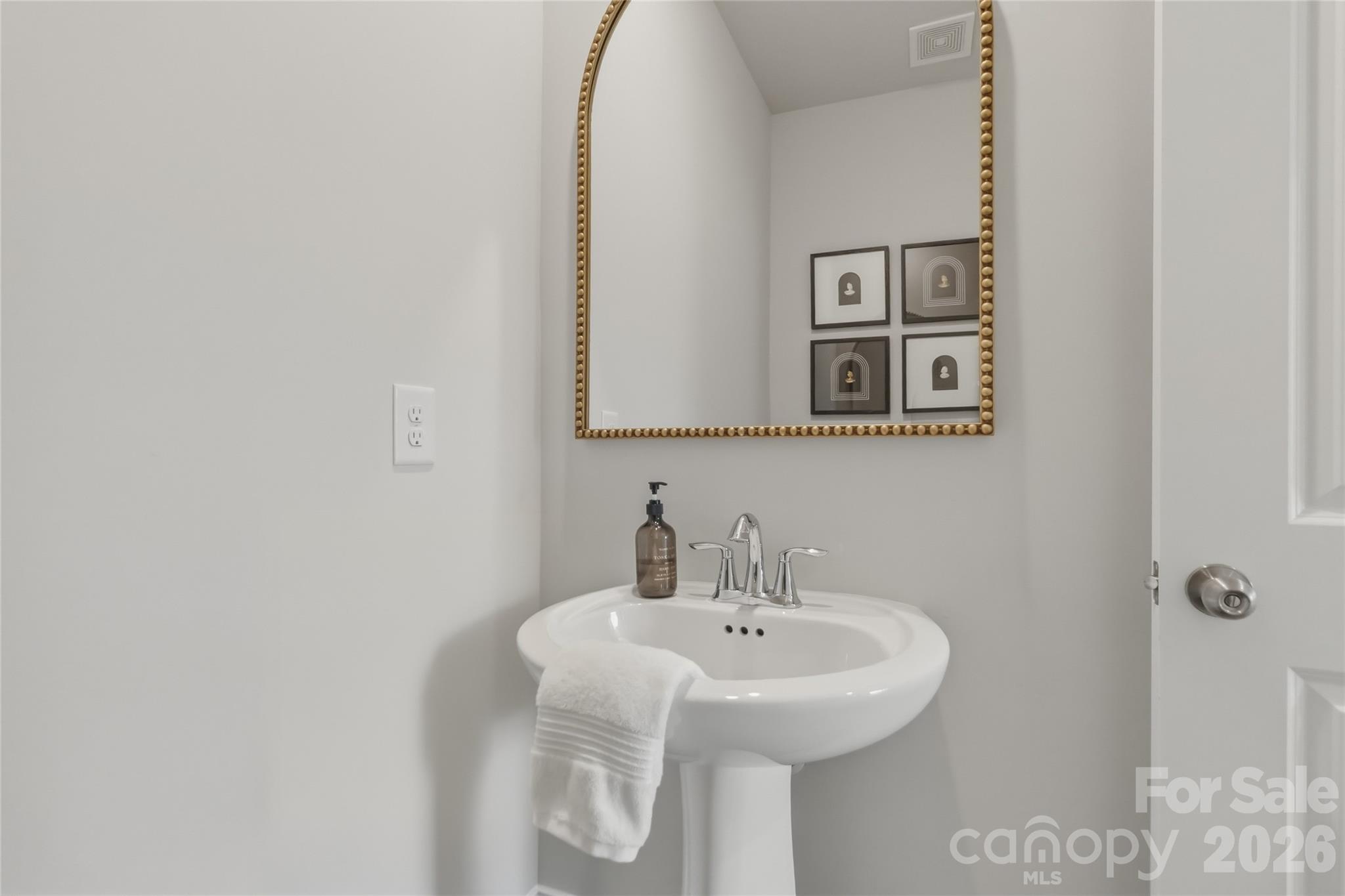 5639 Soft Shell Drive Property Photo 25
