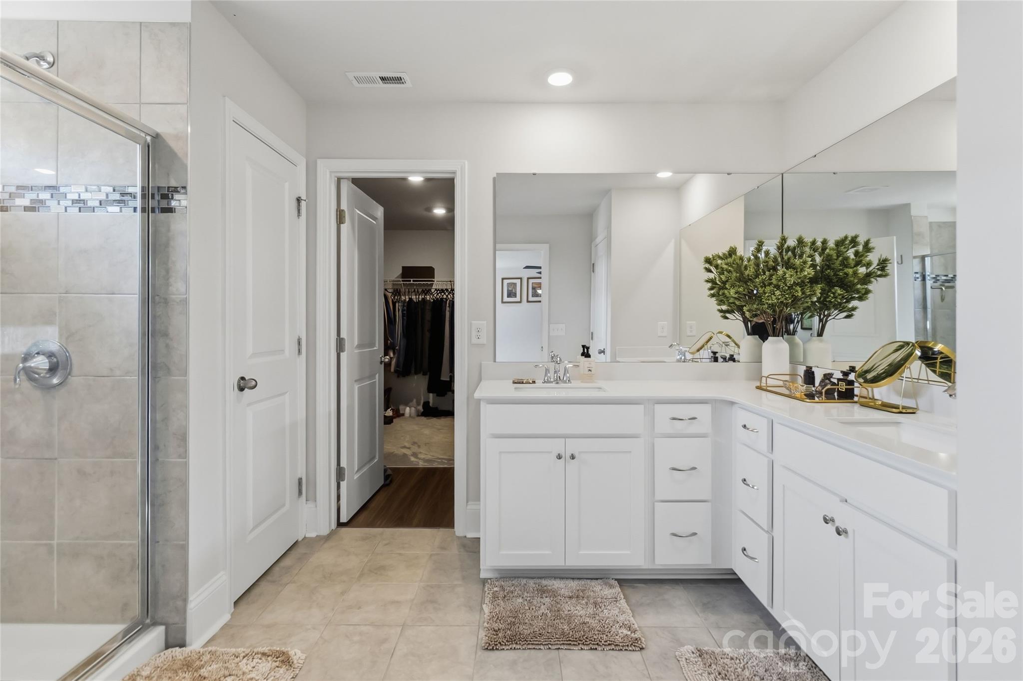5639 Soft Shell Drive Property Photo 31
