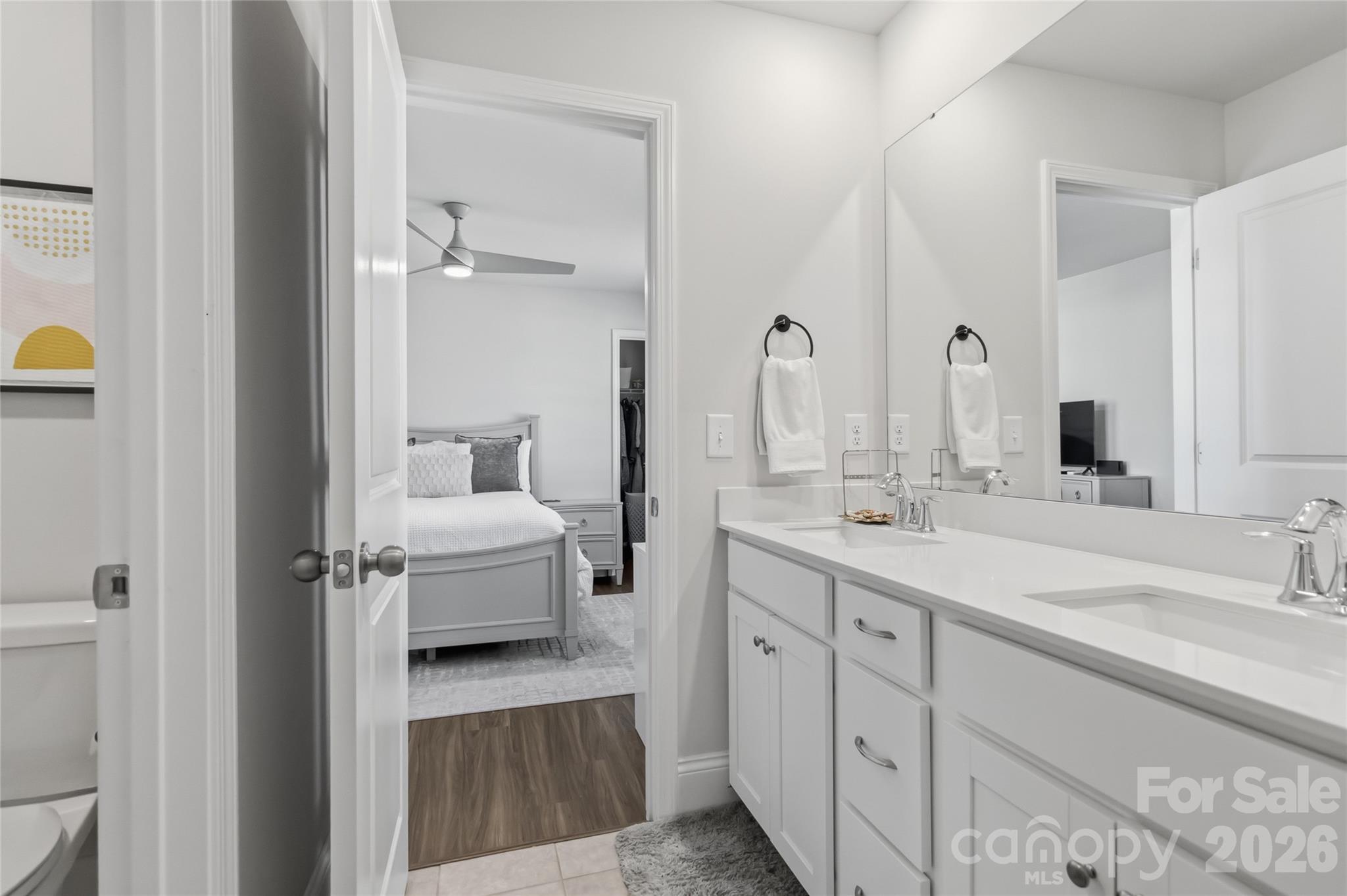 5639 Soft Shell Drive Property Photo 34
