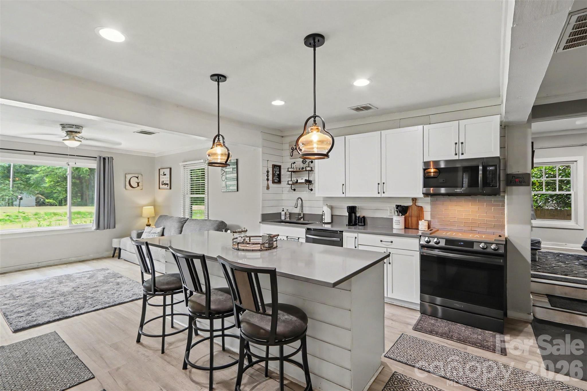 225 Old Friendship Road Property Photo 6