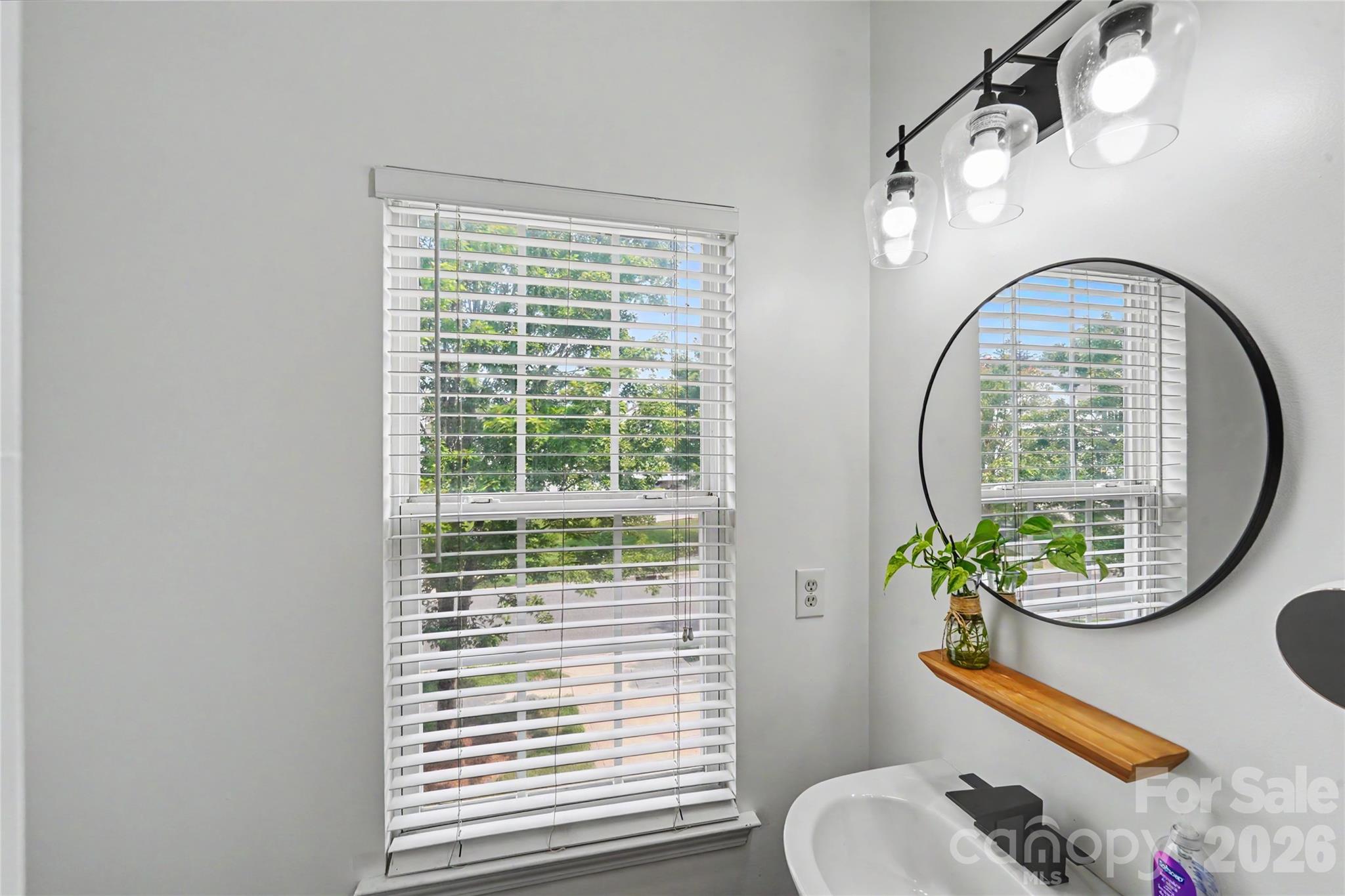 10221 Garrett Grigg Road Property Photo 13