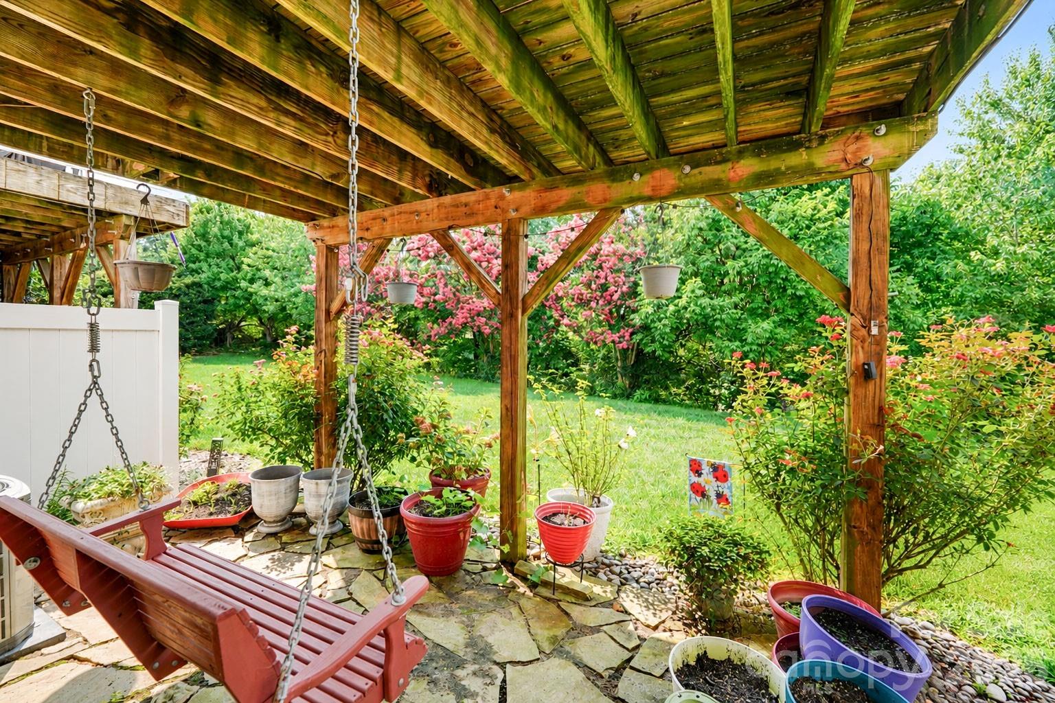 10221 Garrett Grigg Road Property Photo 29