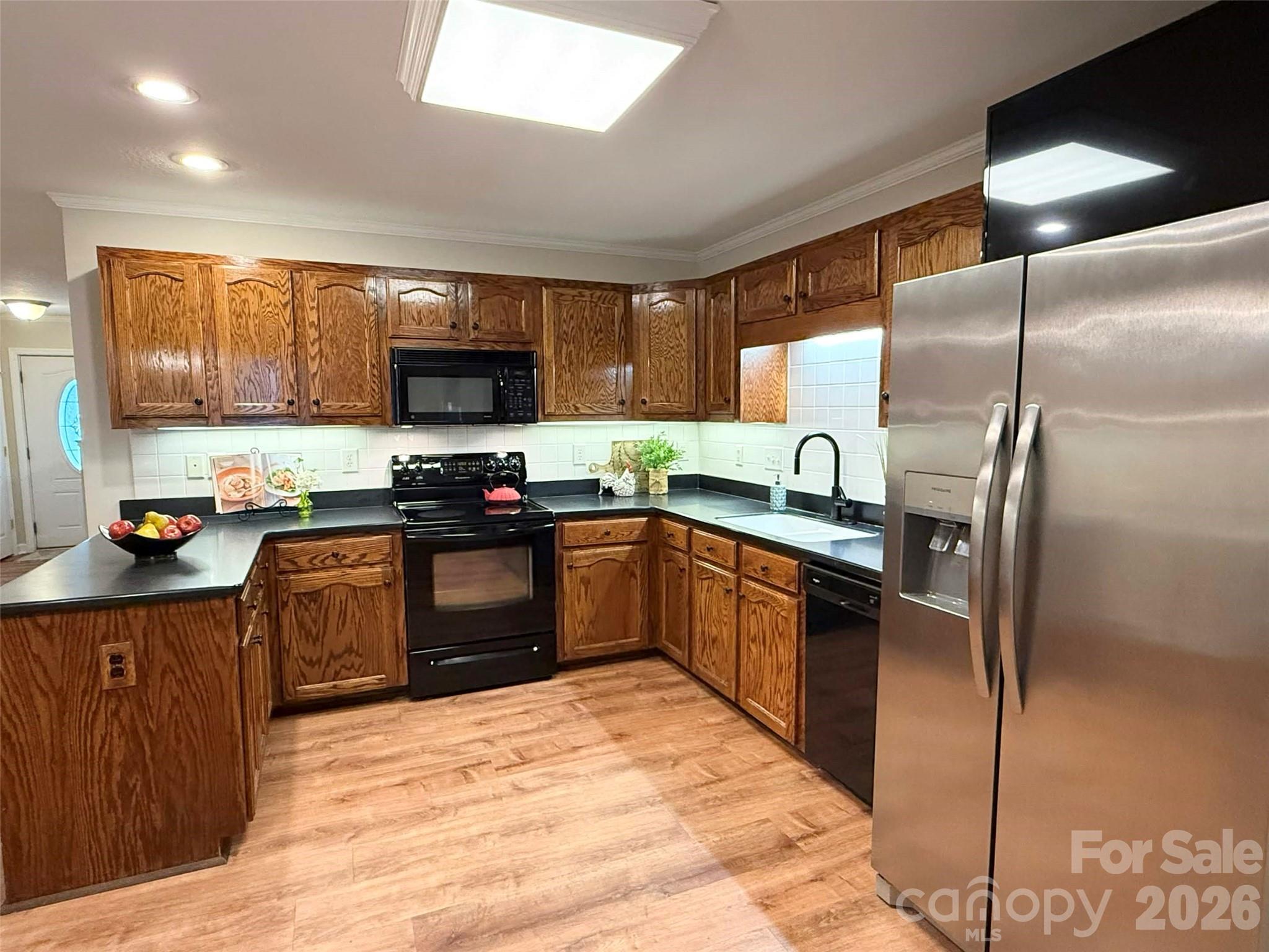 2013 Silvertip Court Property Photo 6