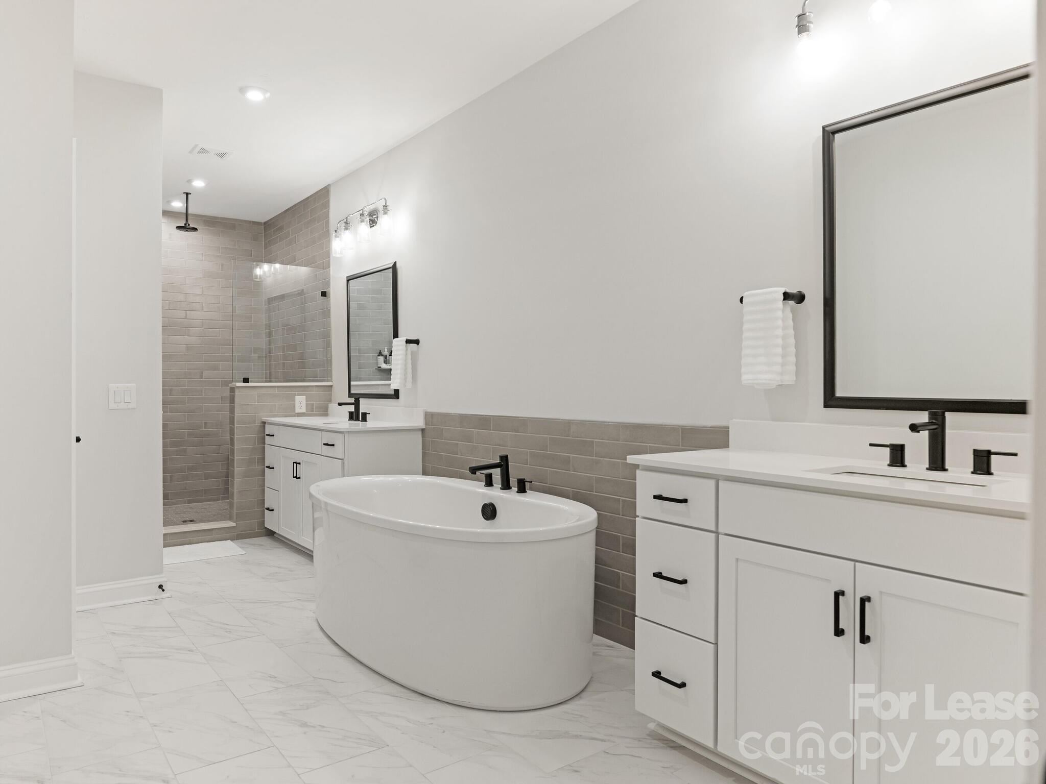 2555 Deacon Avenue Property Photo 20