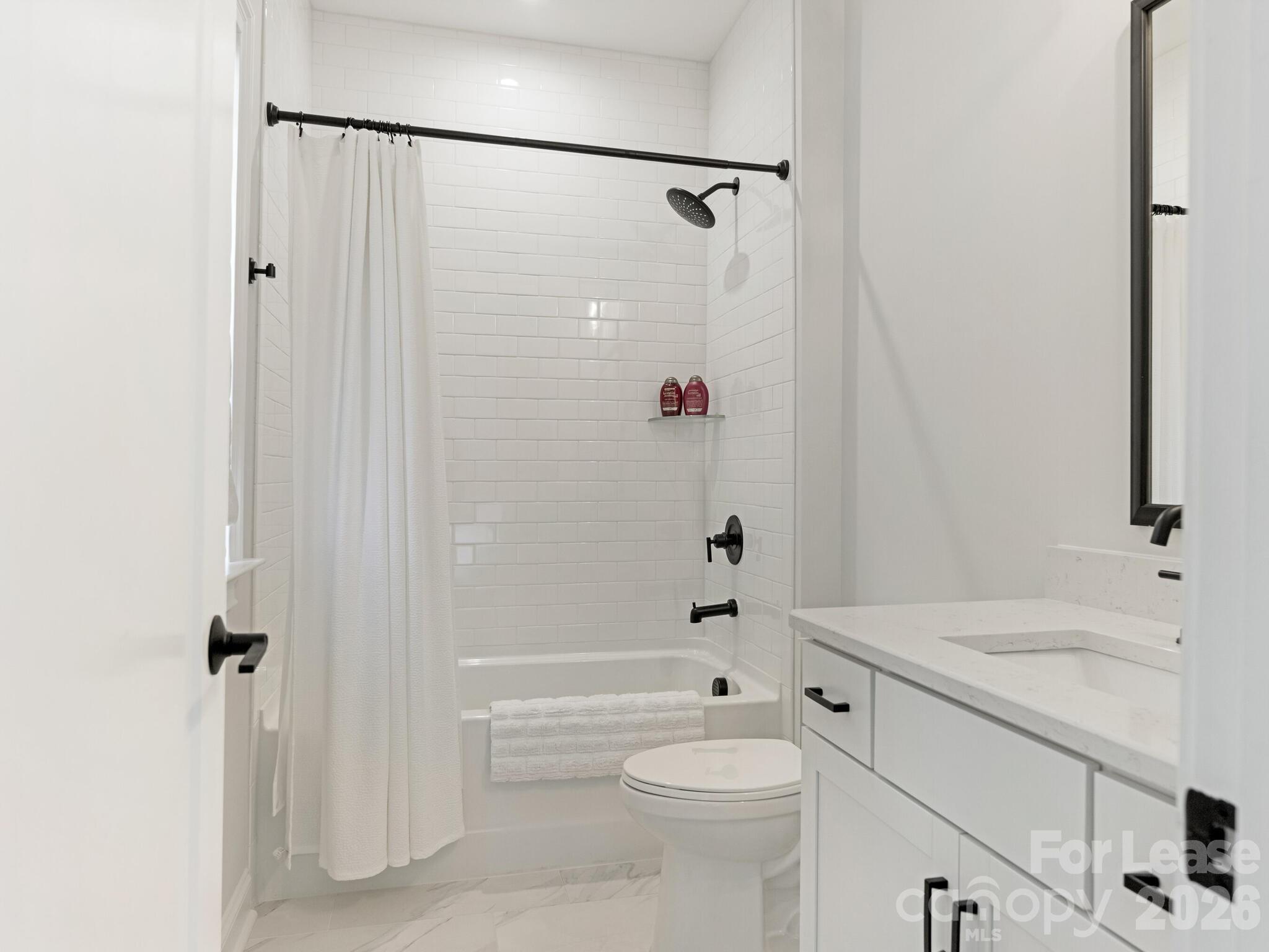 2555 Deacon Avenue Property Photo 23