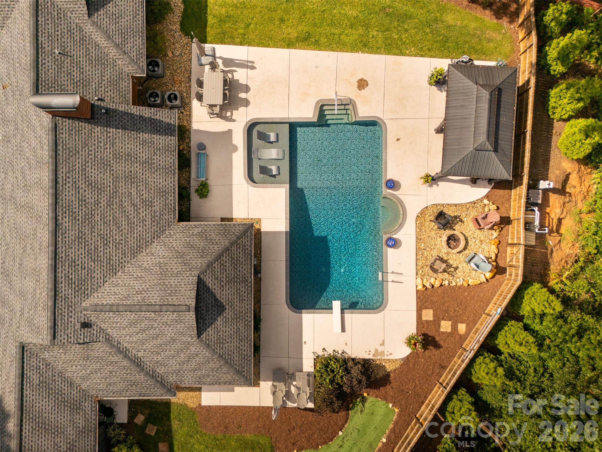 167 Maehill Place Property Photo 2
