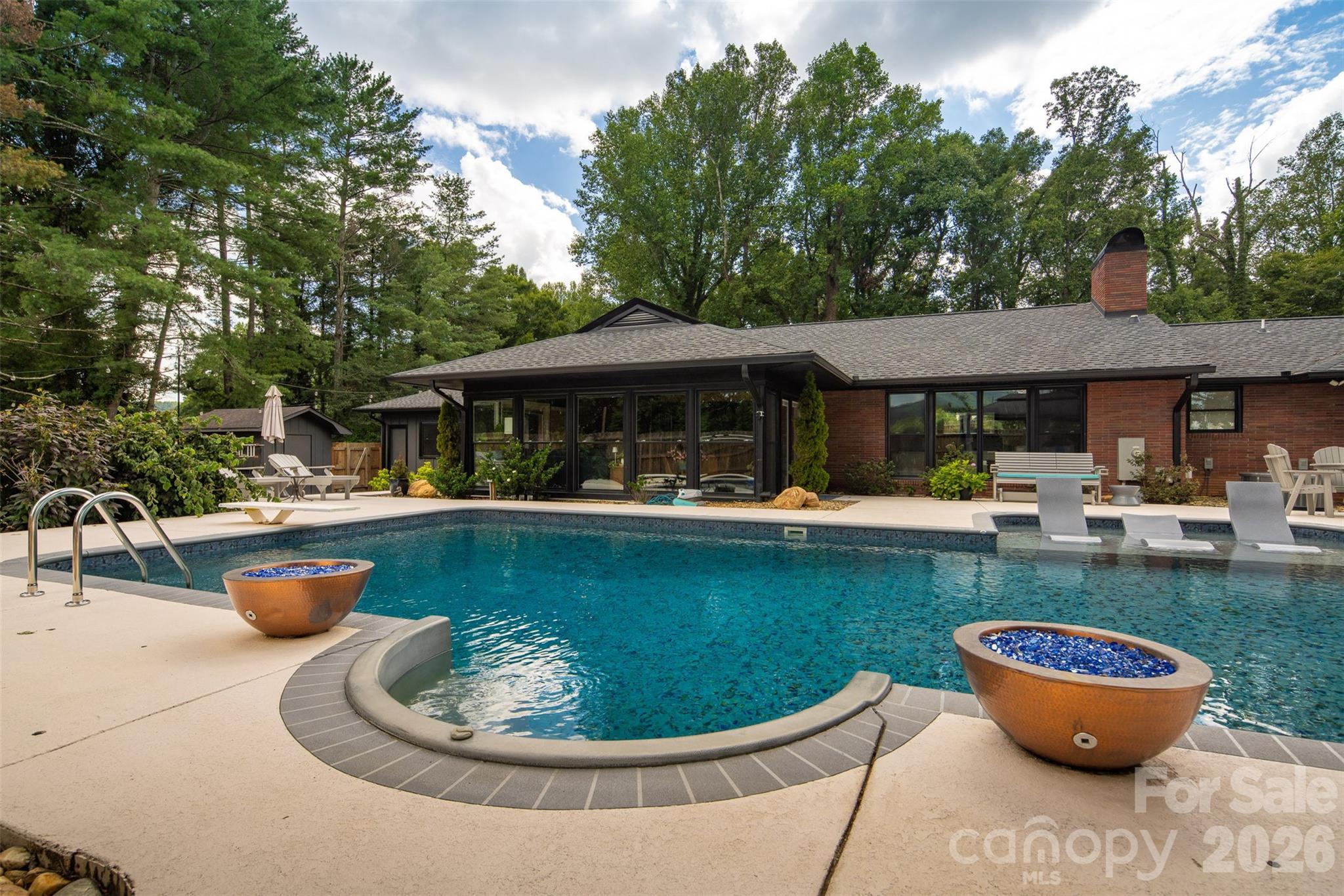 167 Maehill Place Property Photo 6