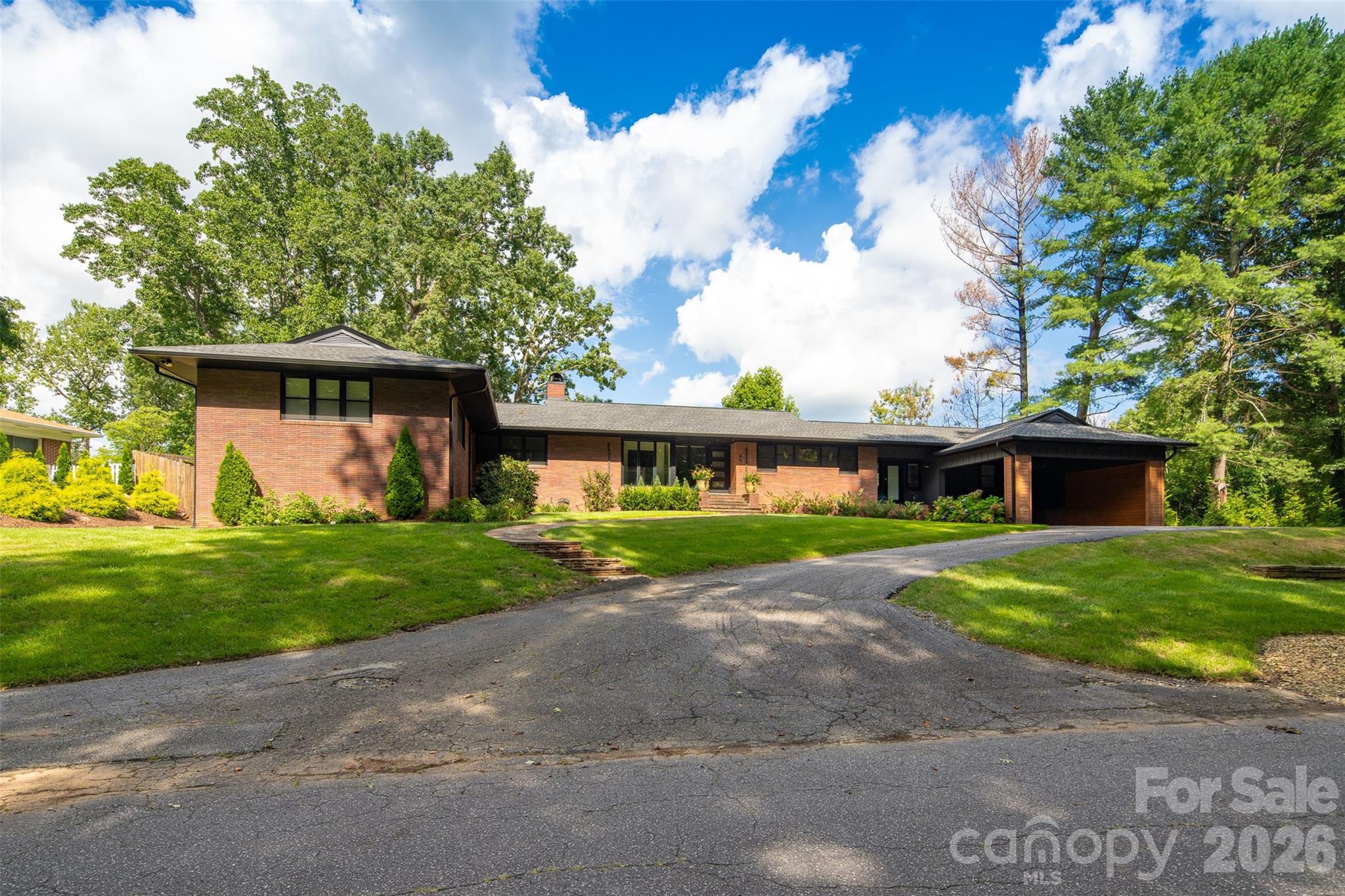 167 Maehill Place Property Photo 10
