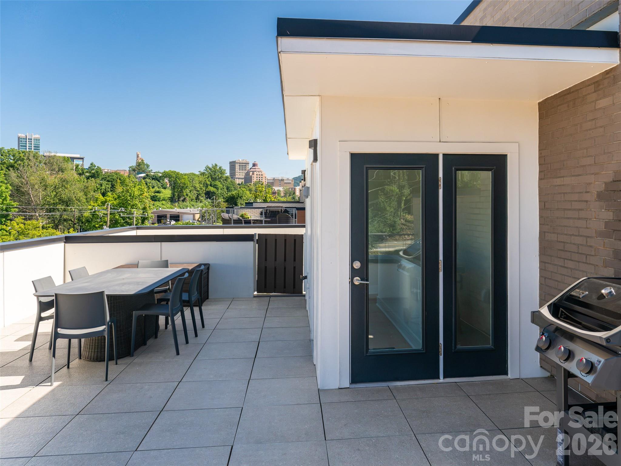 1 Bauhaus Court Property Photo 33