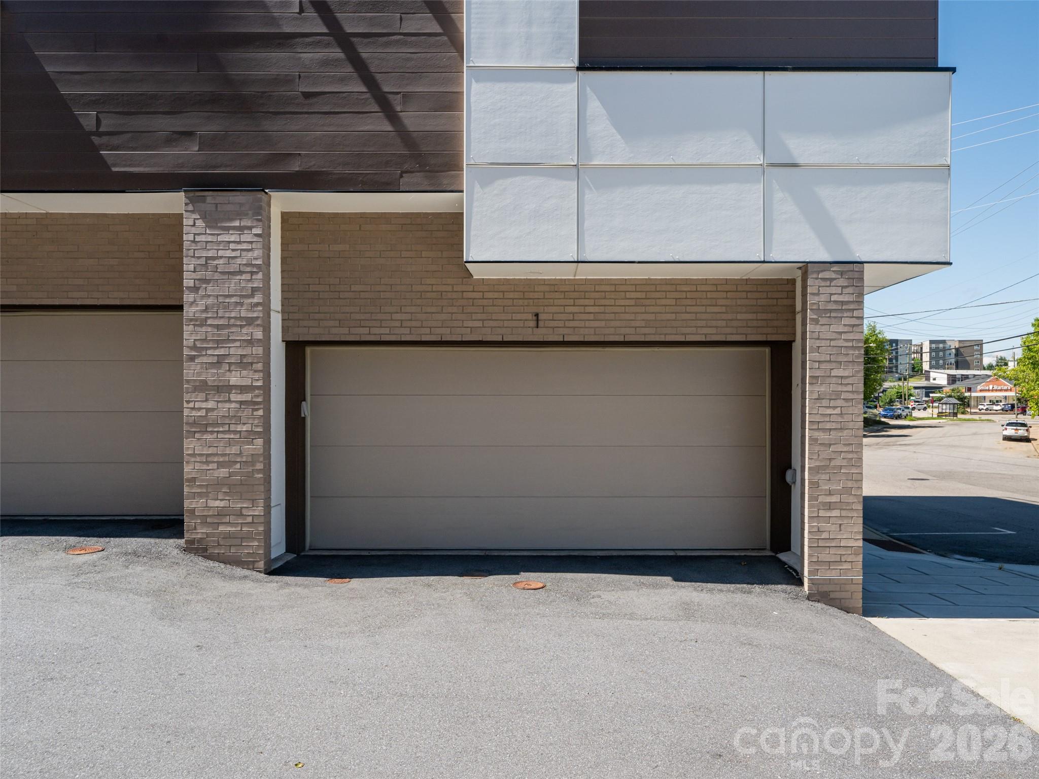 1 Bauhaus Court Property Photo 37
