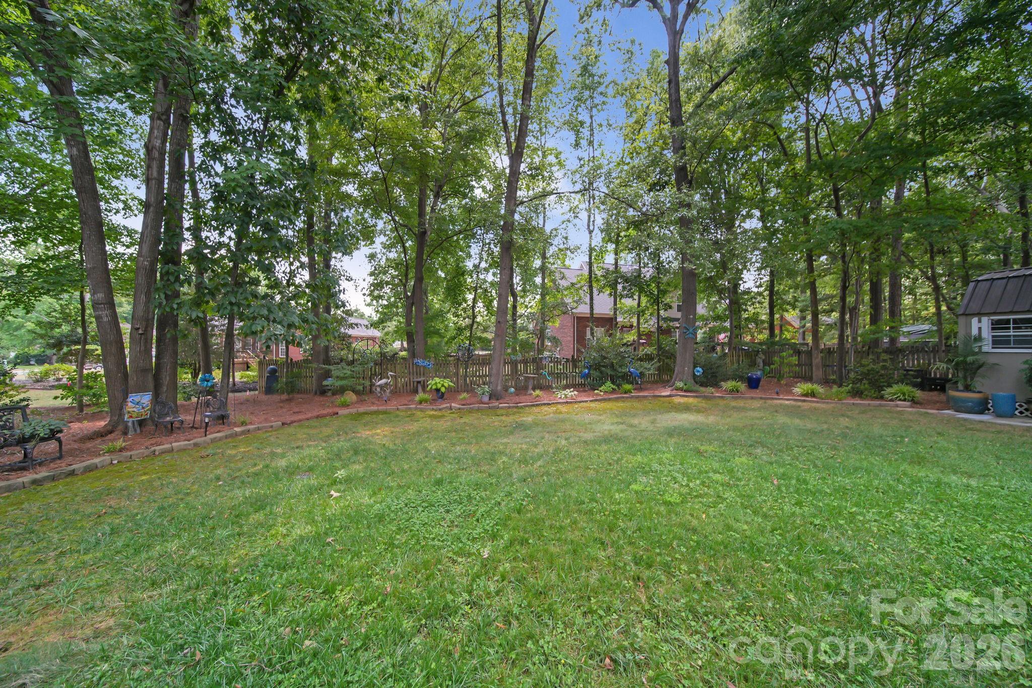 2905 Telefair Lane Property Photo 11
