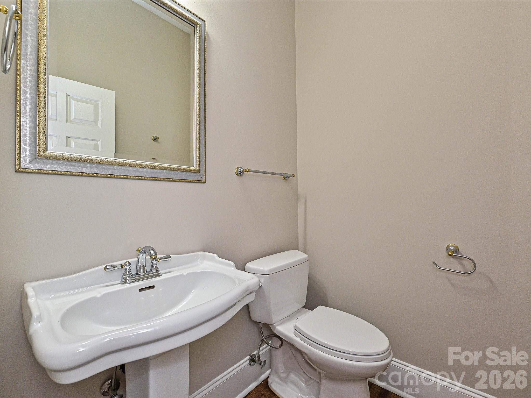 2354 Perry Road Property Photo 10