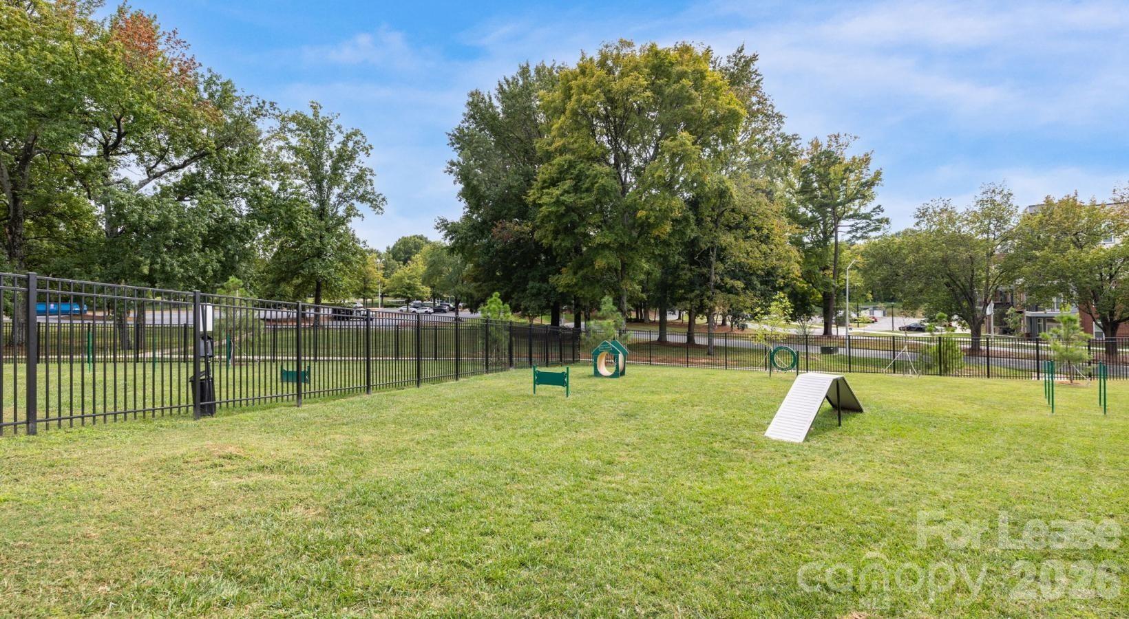 4520 Charlotte Park Drive B2 Property Photo 25