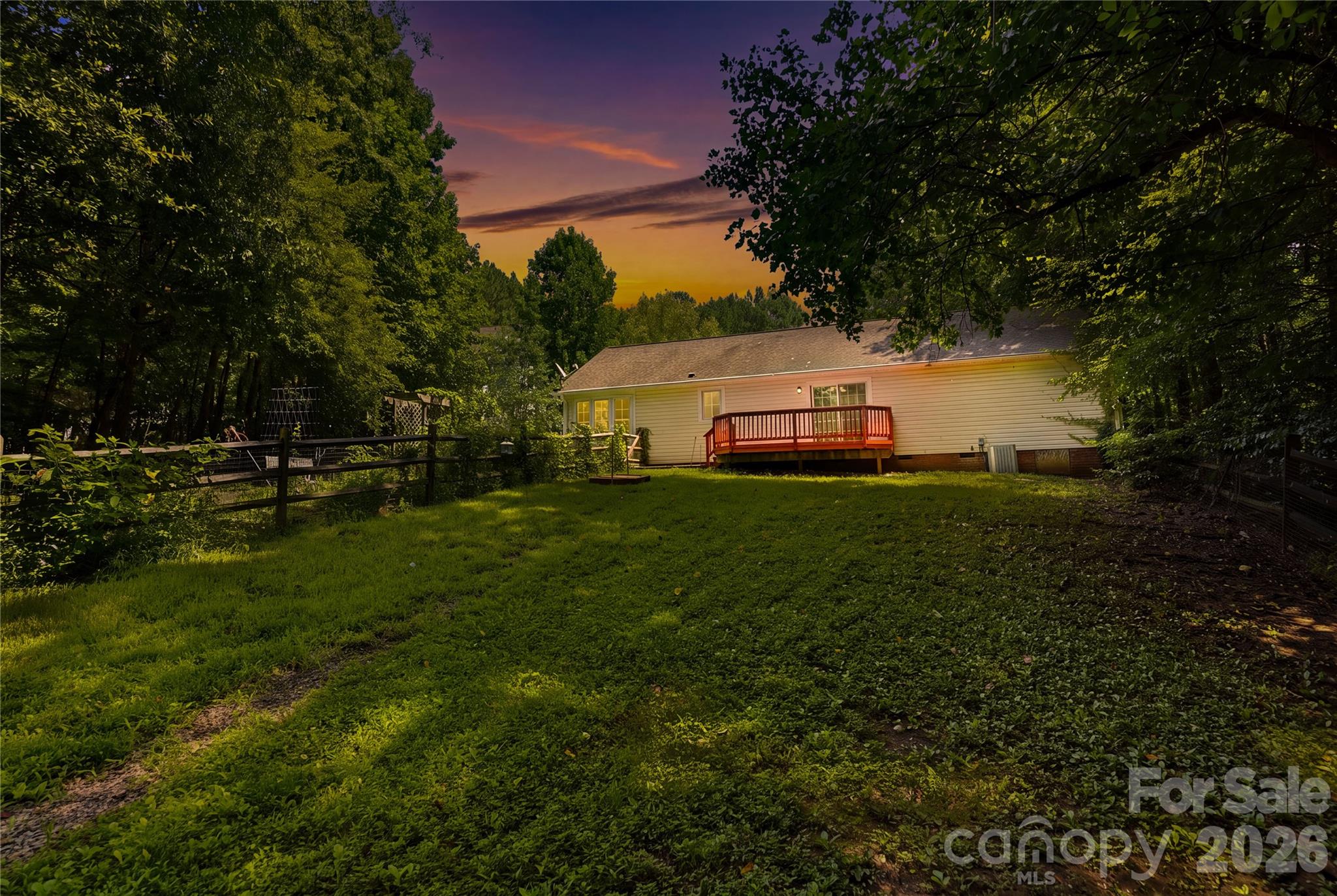 3555 Lake Bluff Drive Property Photo 39