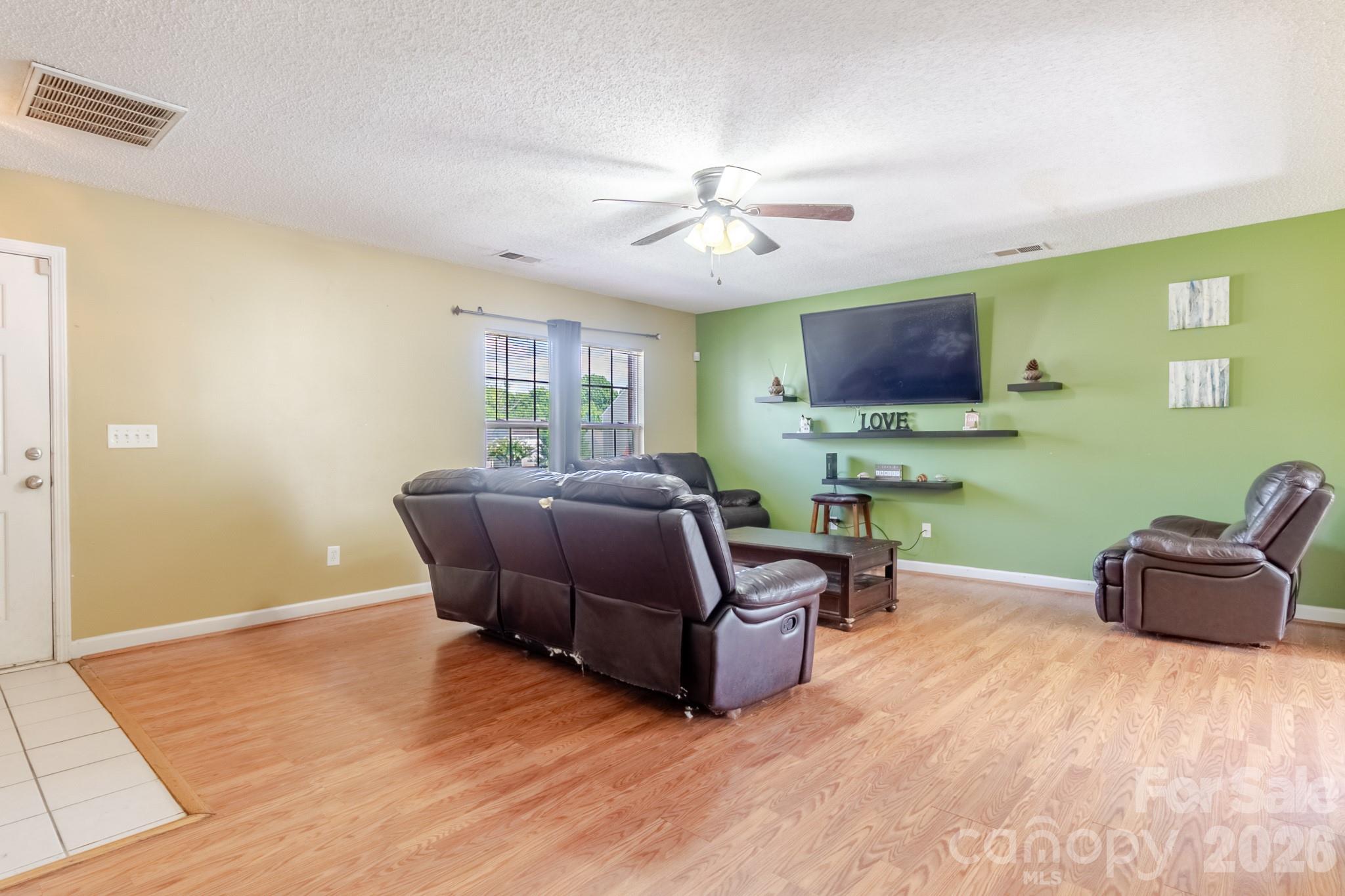 1543 Tuckers Glenn Drive Property Photo 15