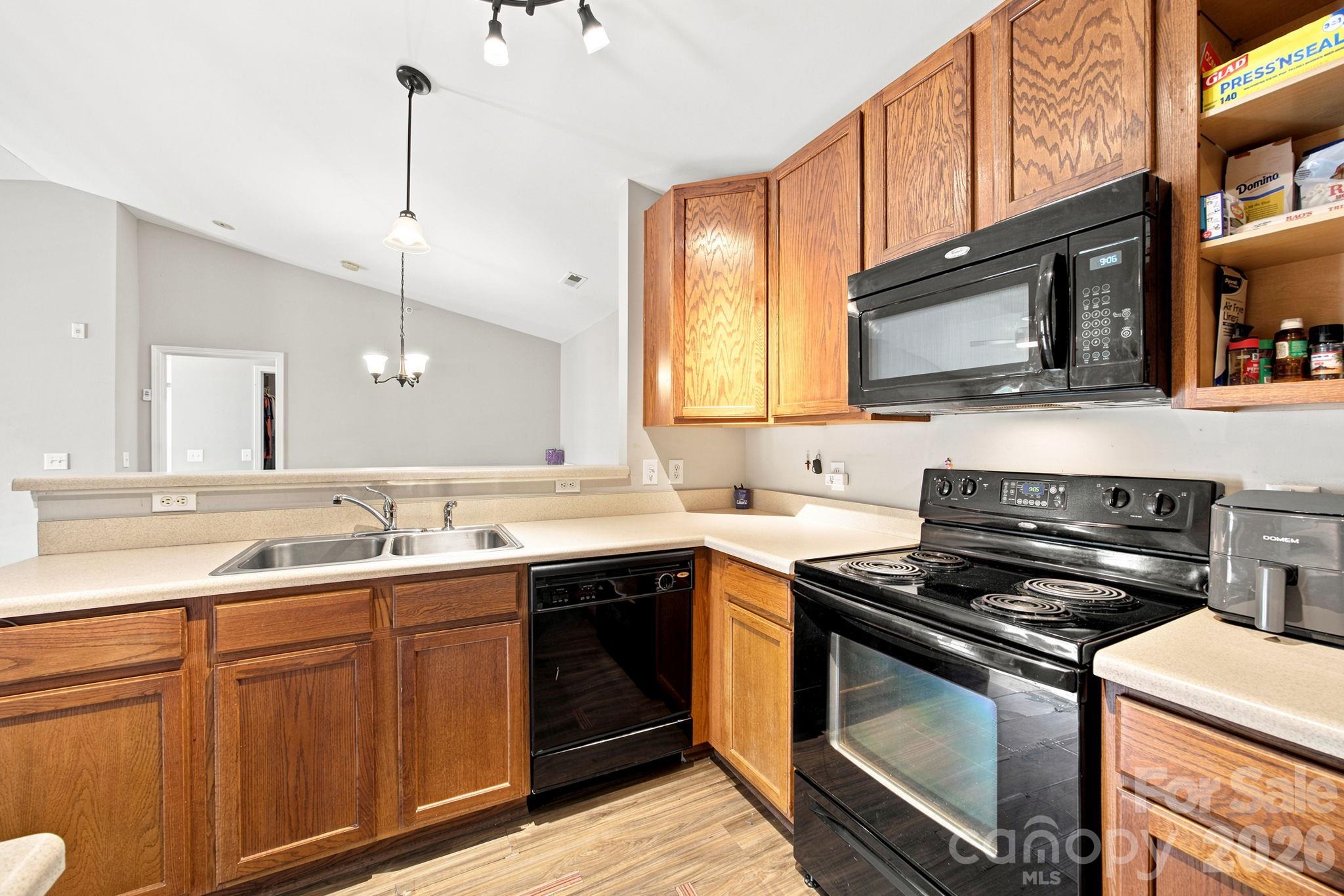 17257 Doe Valley Court Property Photo 13