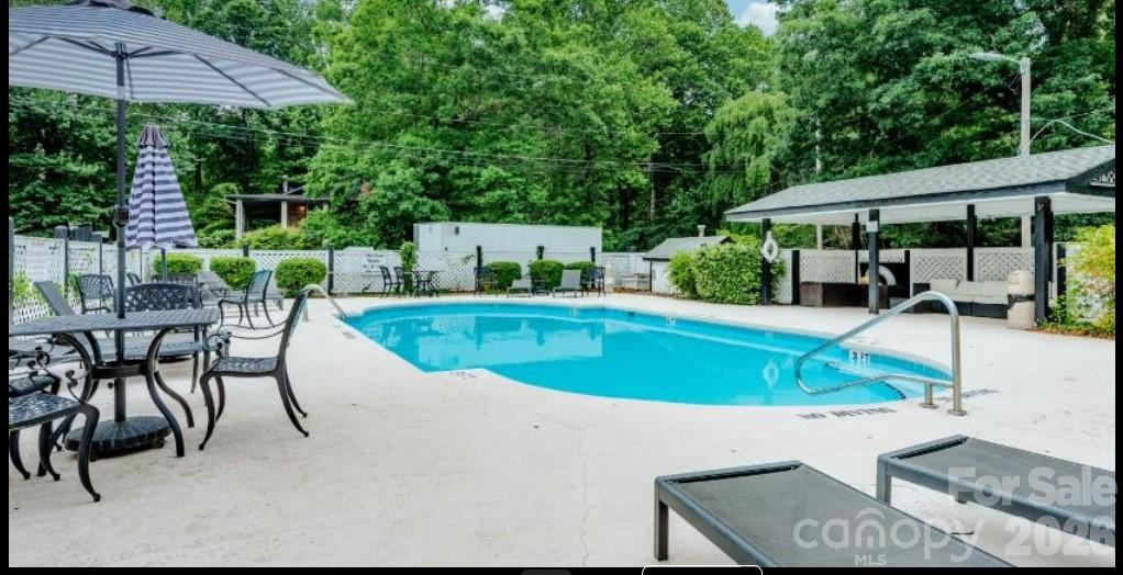 1150 W Blue Ridge Road Property Photo 12