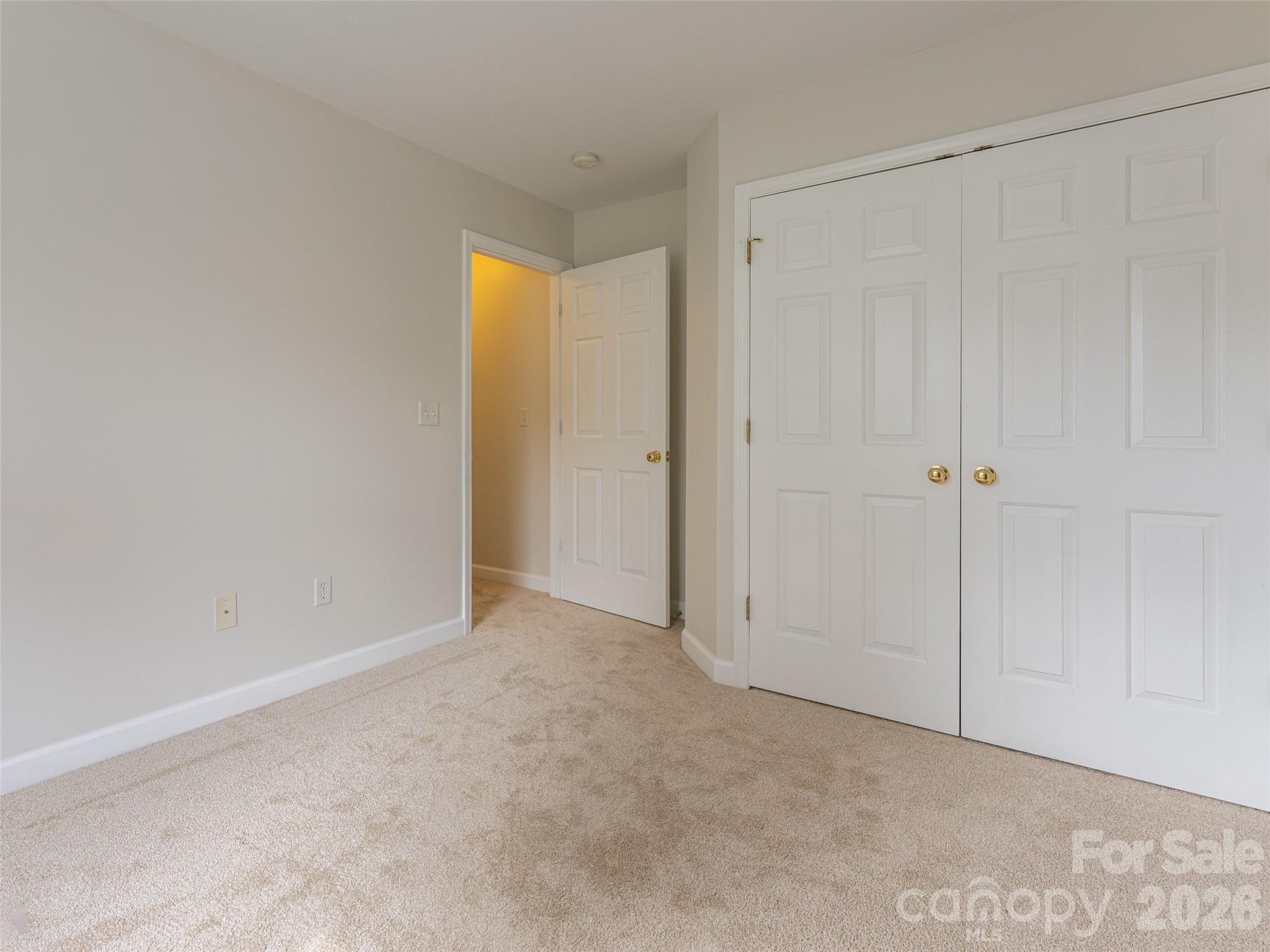 23 Scottish Circle Property Photo 28