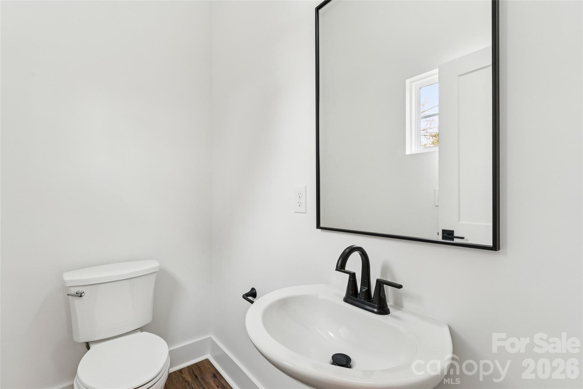 1515 N Caldwell Street Property Photo 12