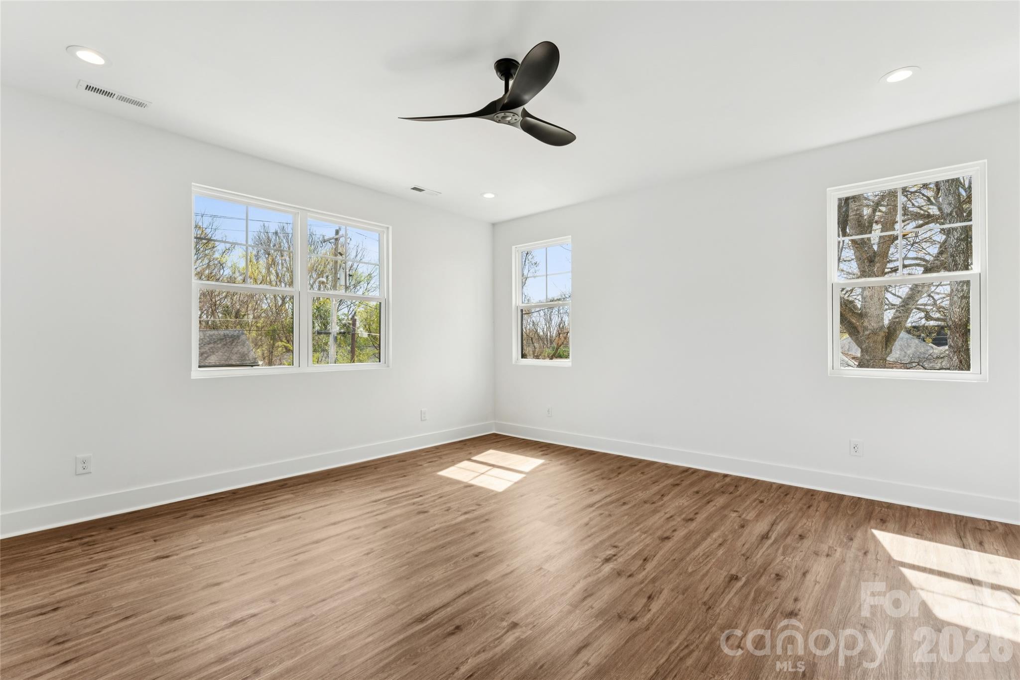 1515 N Caldwell Street Property Photo 16