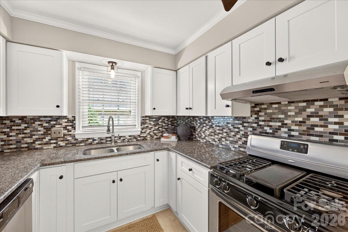 1700 Roxborough Road A Property Photo 18