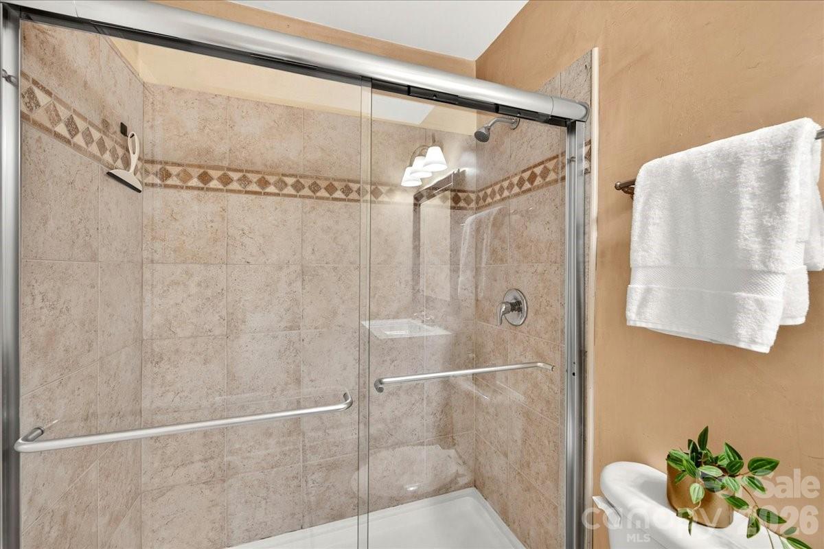 1700 Roxborough Road A Property Photo 31