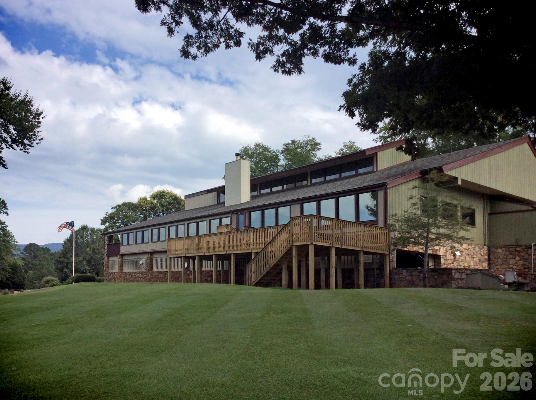 160 Whitney Boulevard 49 Property Photo 29