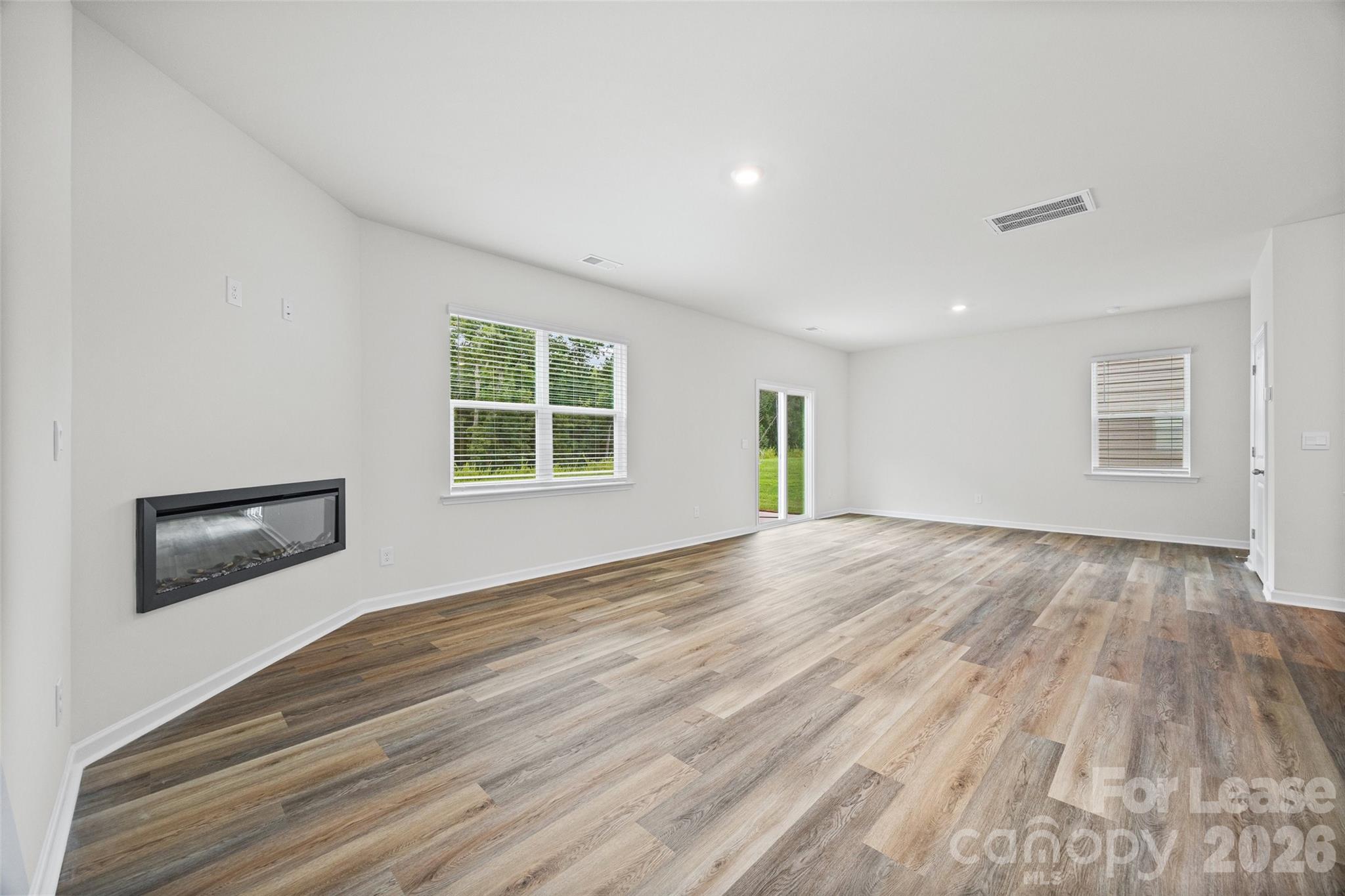 1010 Two Brothers Lane Property Photo 8