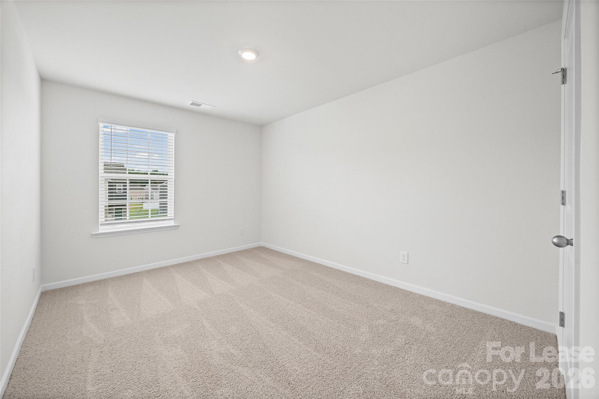 1010 Two Brothers Lane Property Photo 13