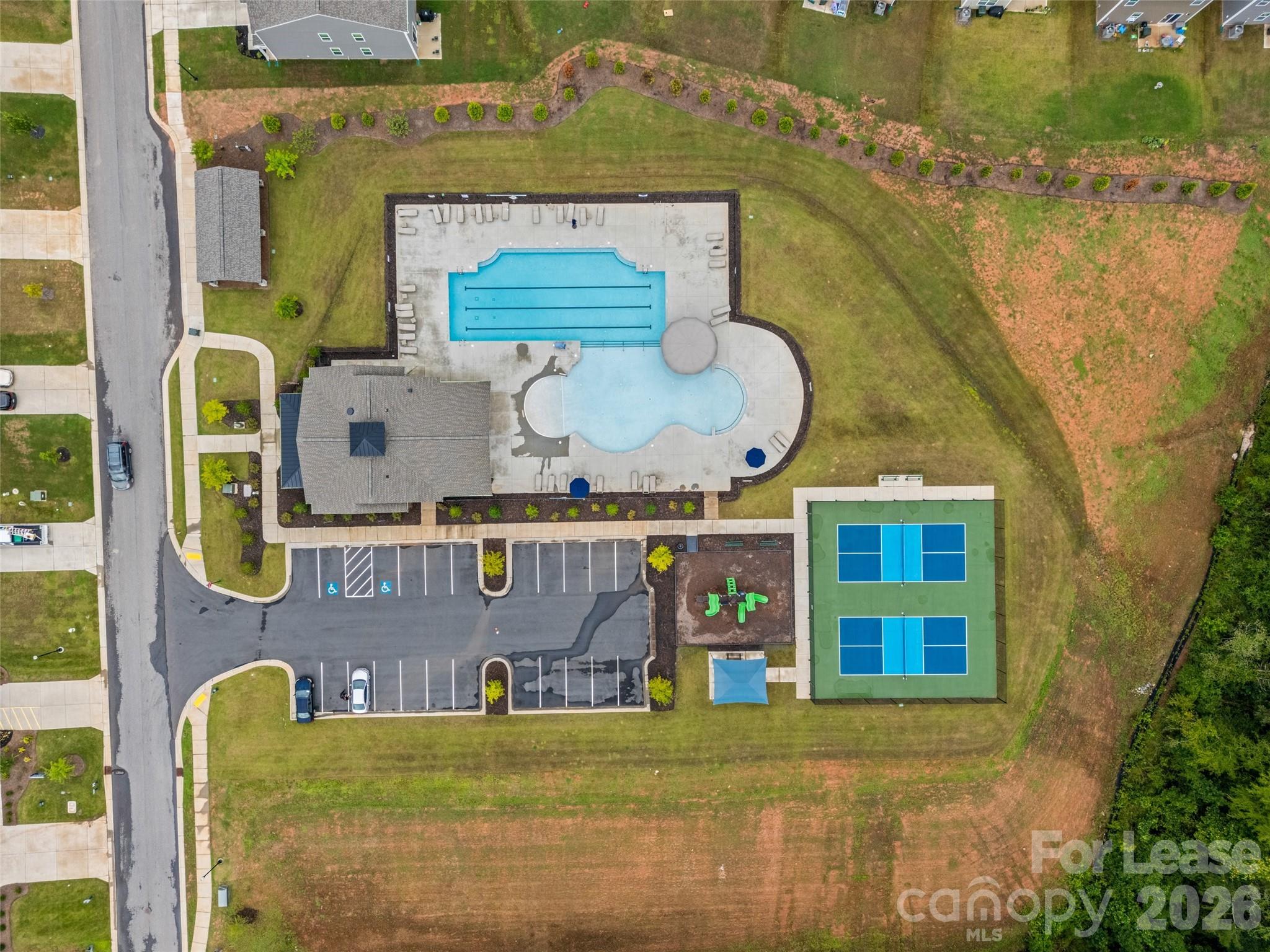 1010 Two Brothers Lane Property Photo 34
