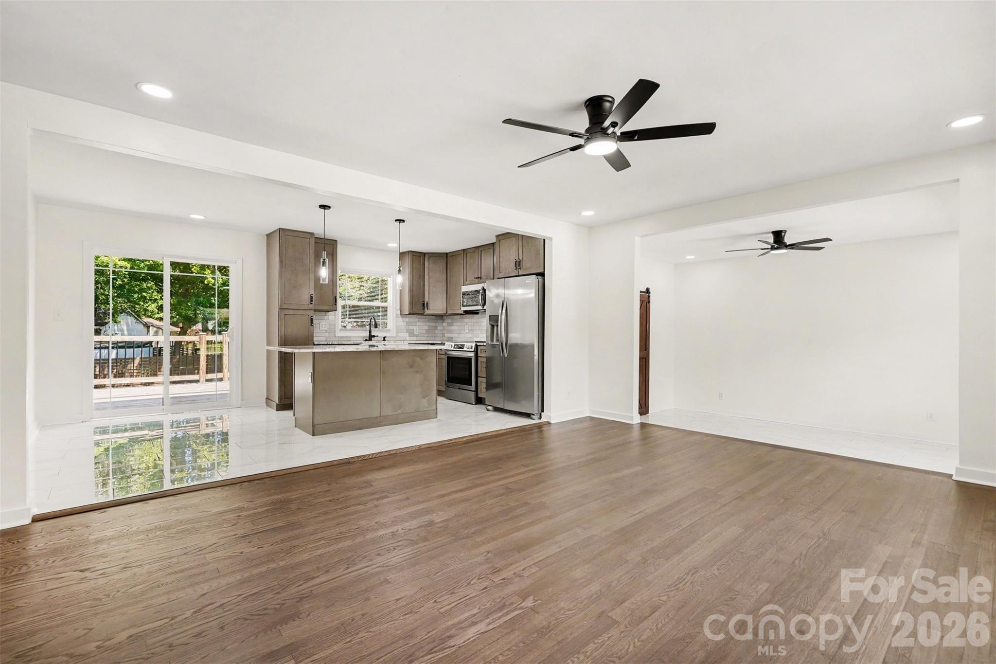 4219 Tipperary Place Property Photo 8