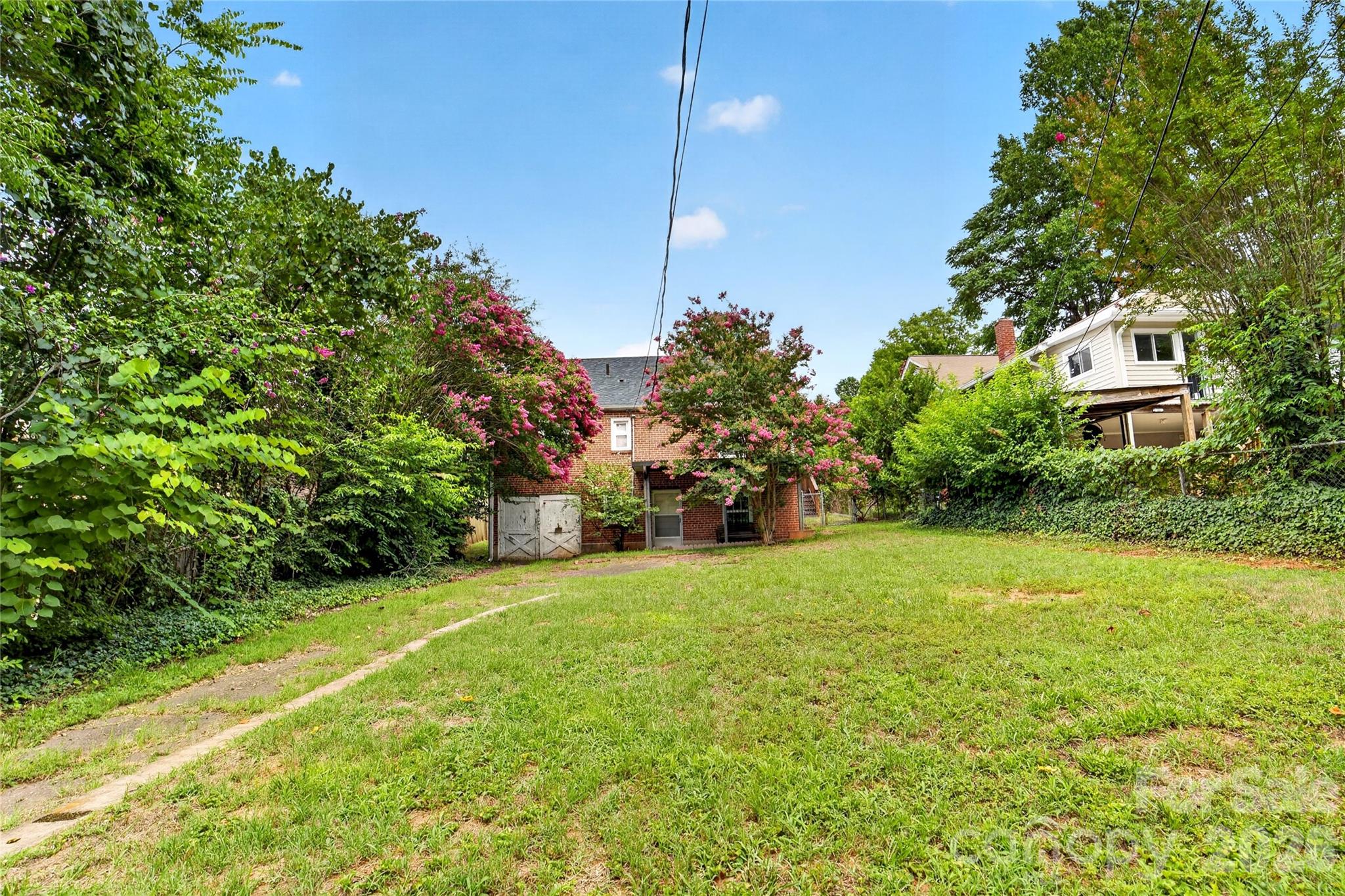 2314 S Broad Street Property Photo 35