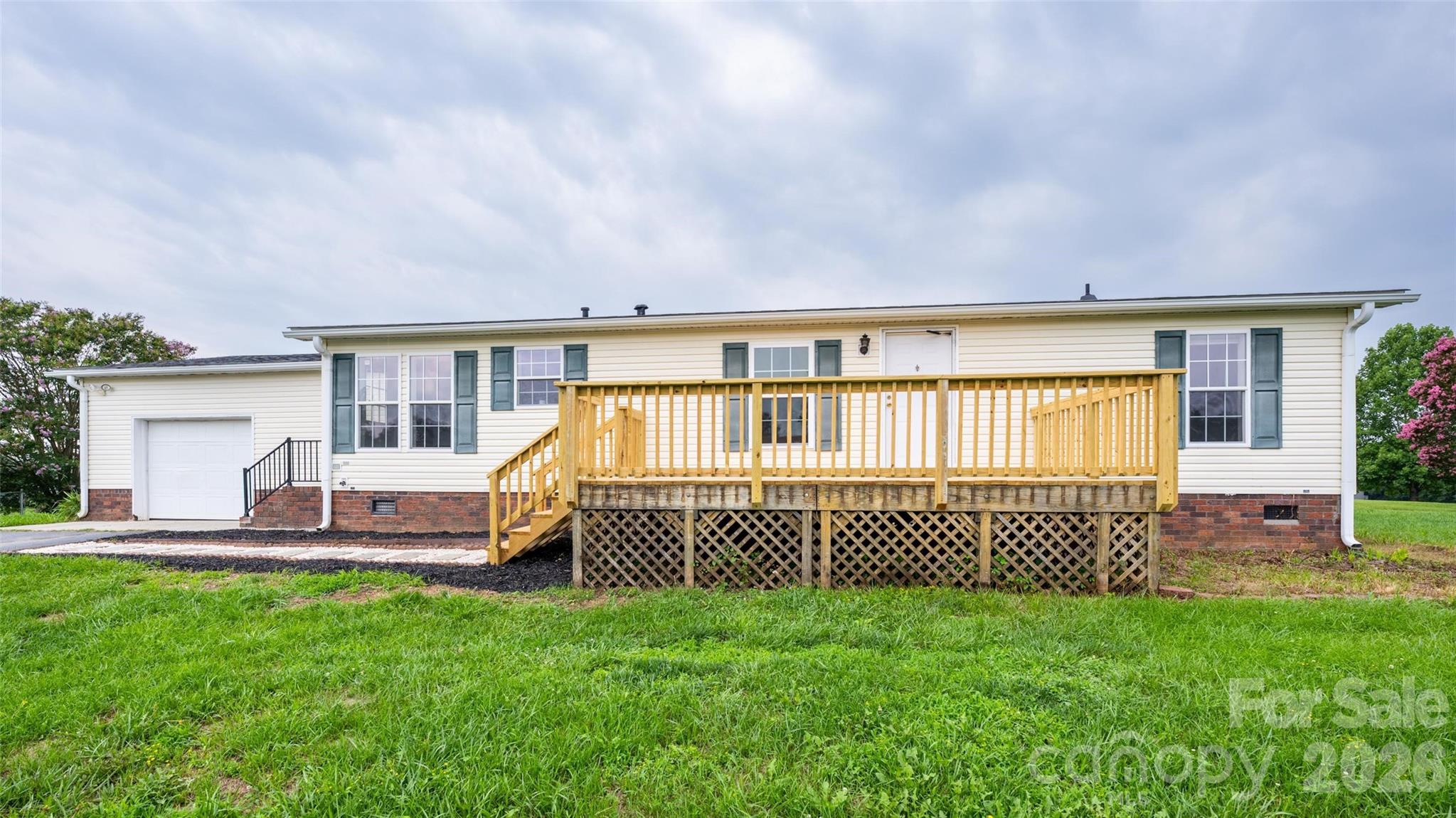 135 Howell Road Property Photo 8