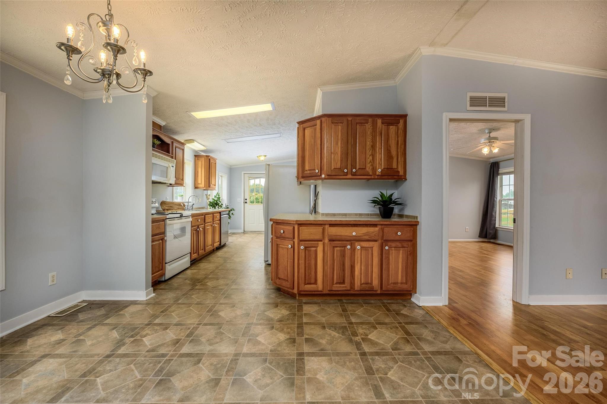135 Howell Road Property Photo 14