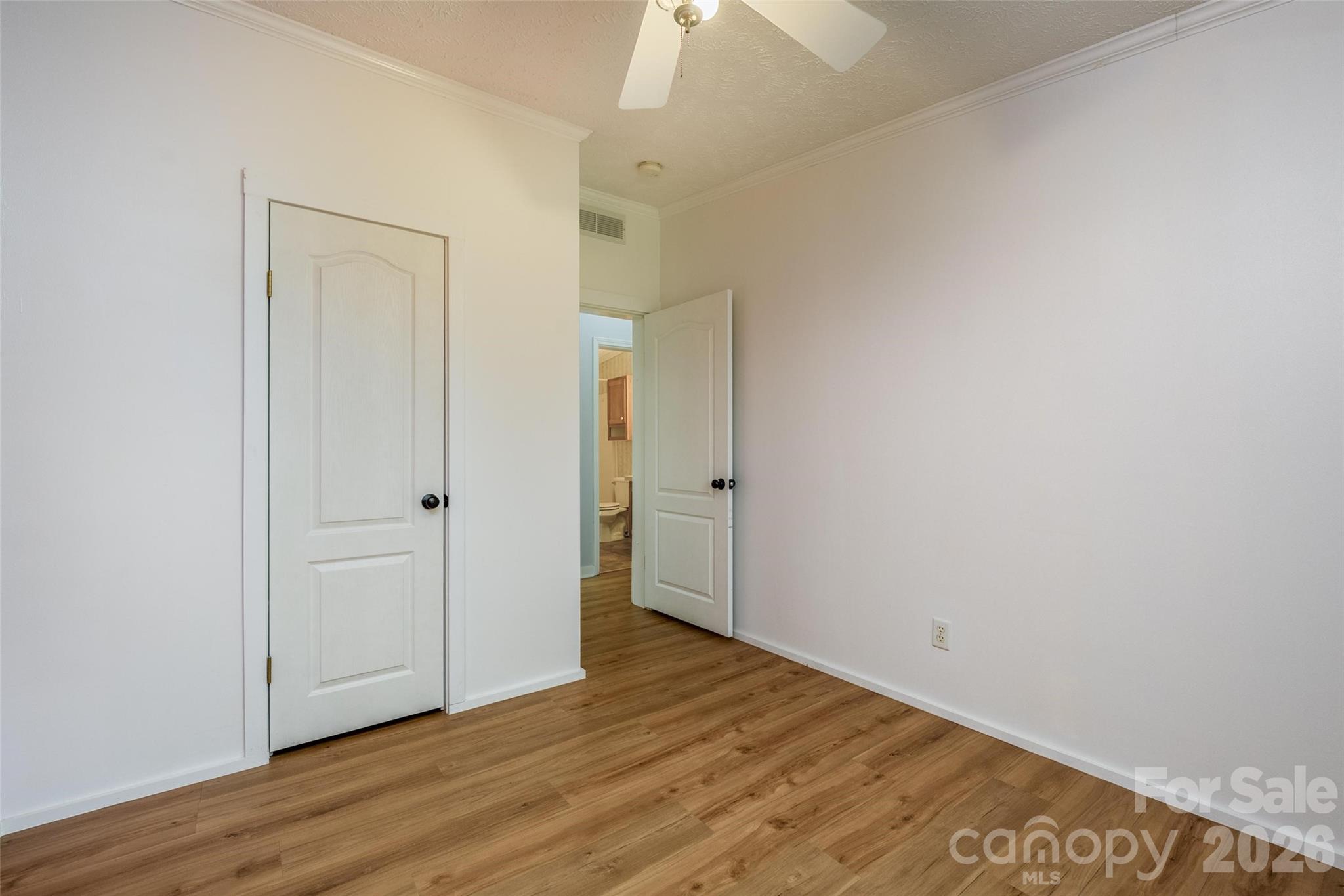135 Howell Road Property Photo 25