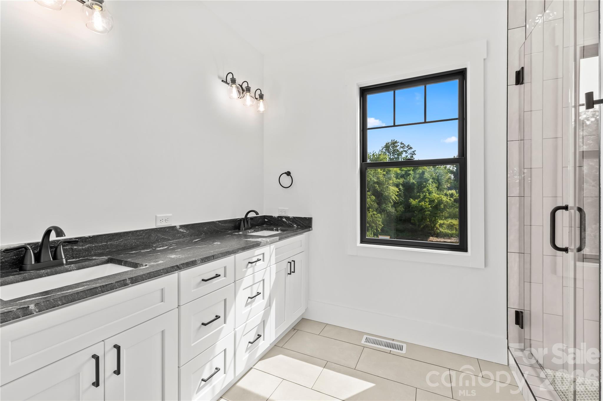 18 S Martha Kate Drive 22 Property Photo 18