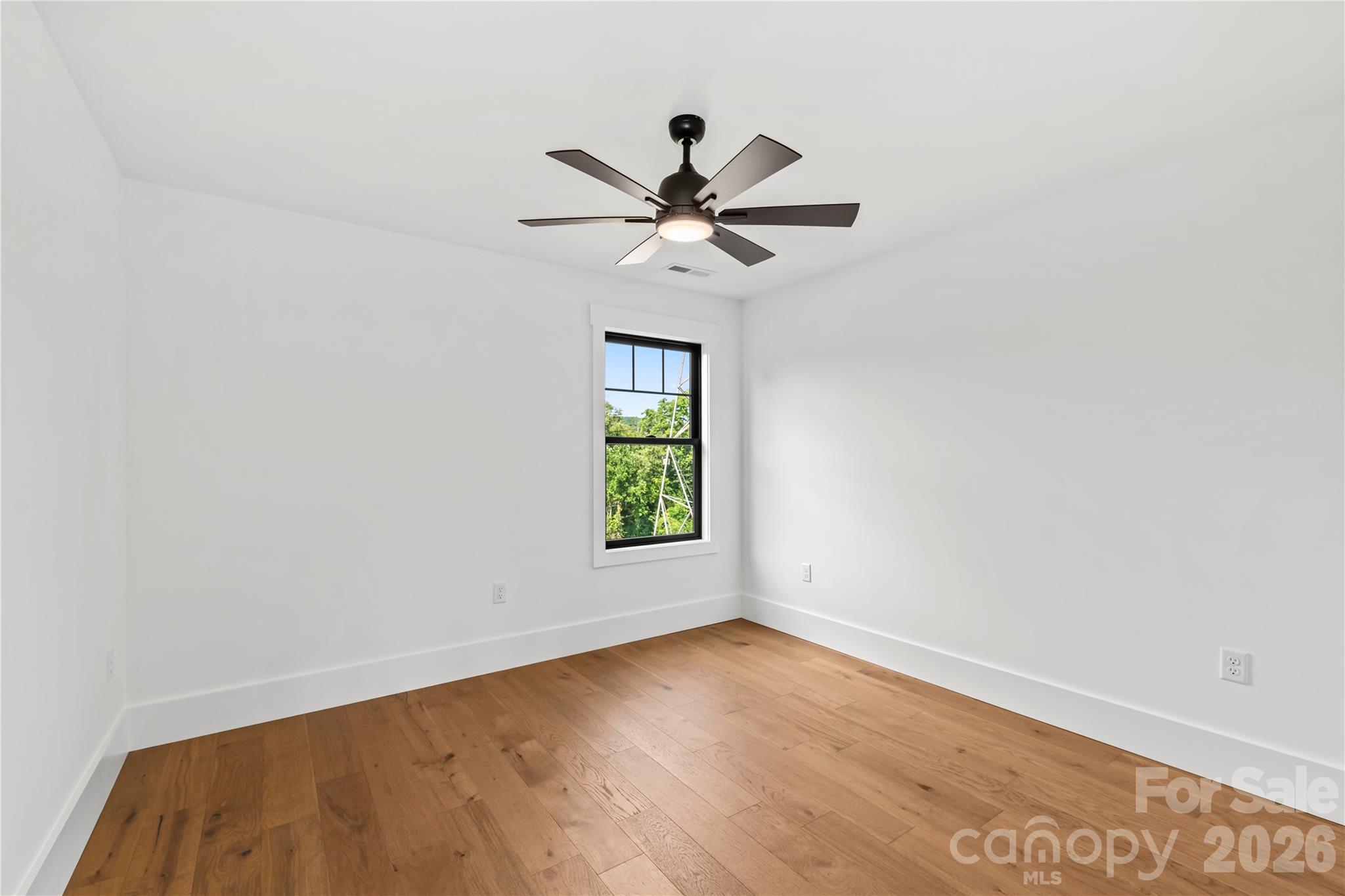 18 S Martha Kate Drive 22 Property Photo 25