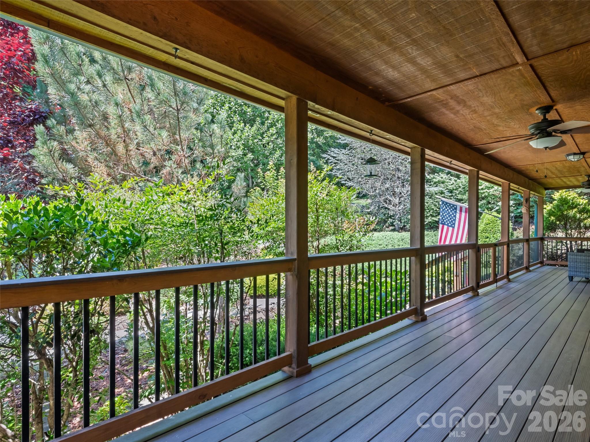 612 Brannon Forest Drive Property Photo 6