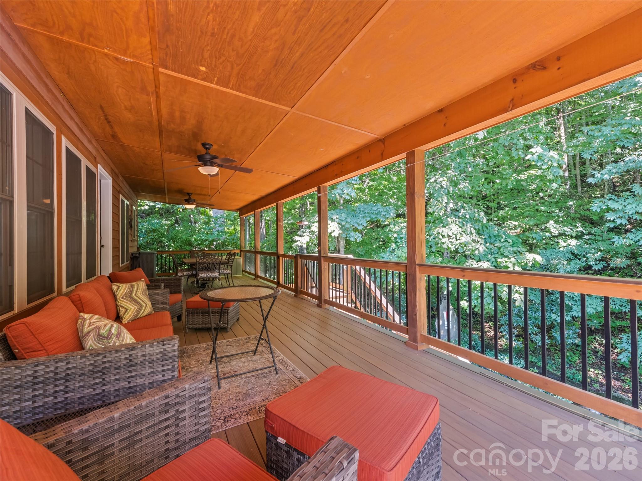 612 Brannon Forest Drive Property Photo 8